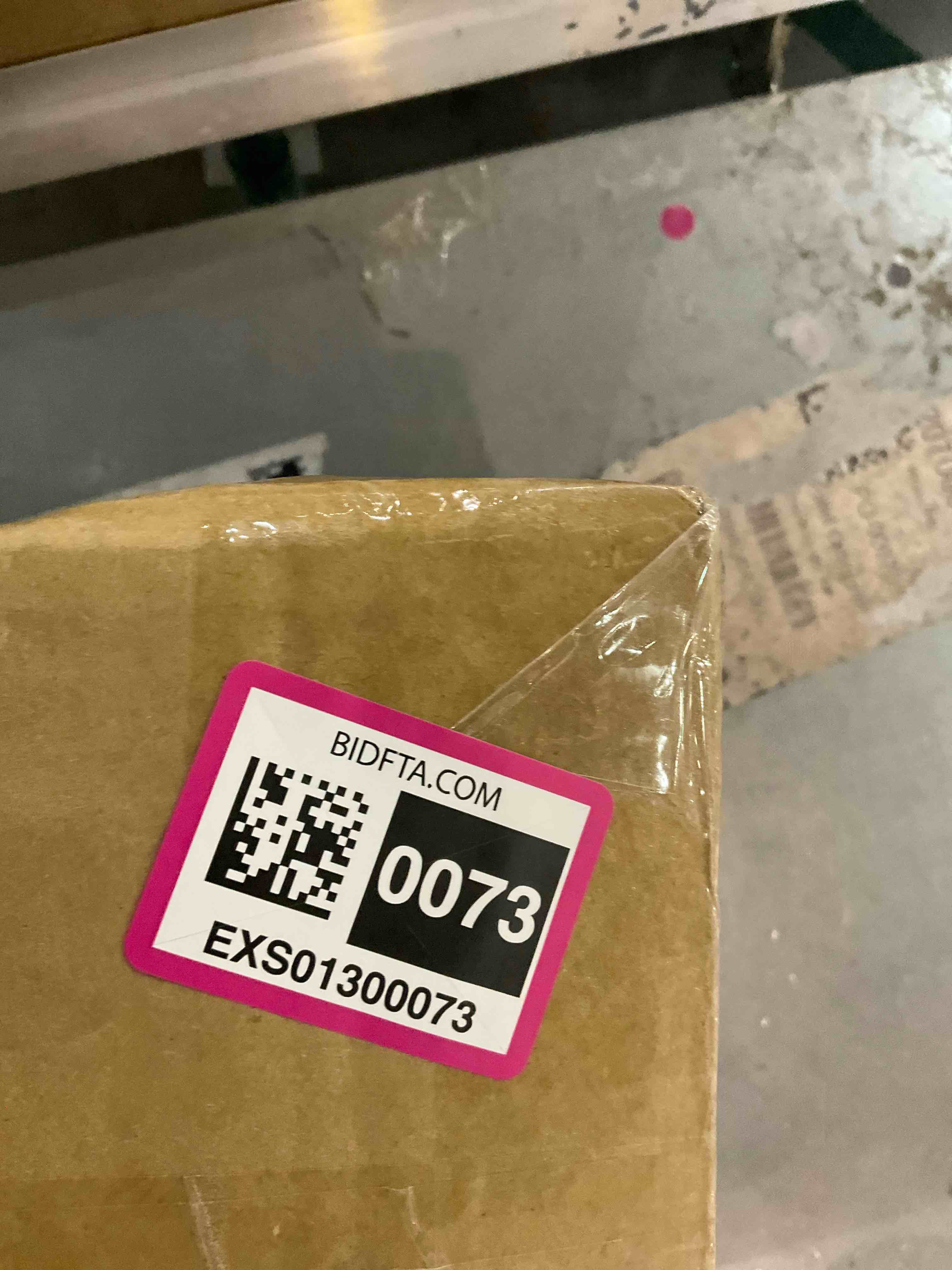 https://s3.amazonaws.com/lotting-images-prod/BargainHunt/EXS01300073_1710938127901.jpeg