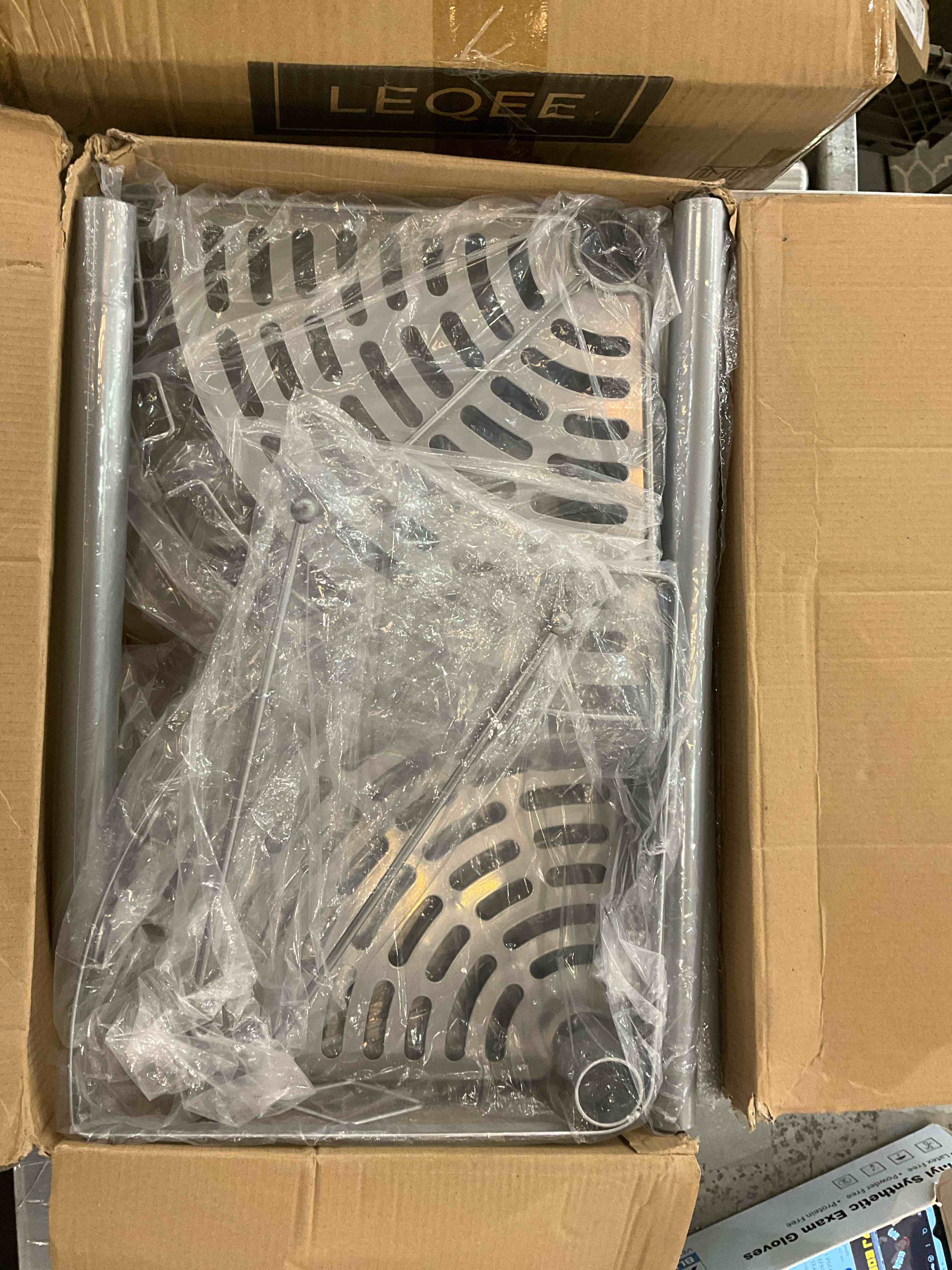 https://s3.amazonaws.com/lotting-images-prod/BargainHunt/EXS01300230_1710956428440.jpeg