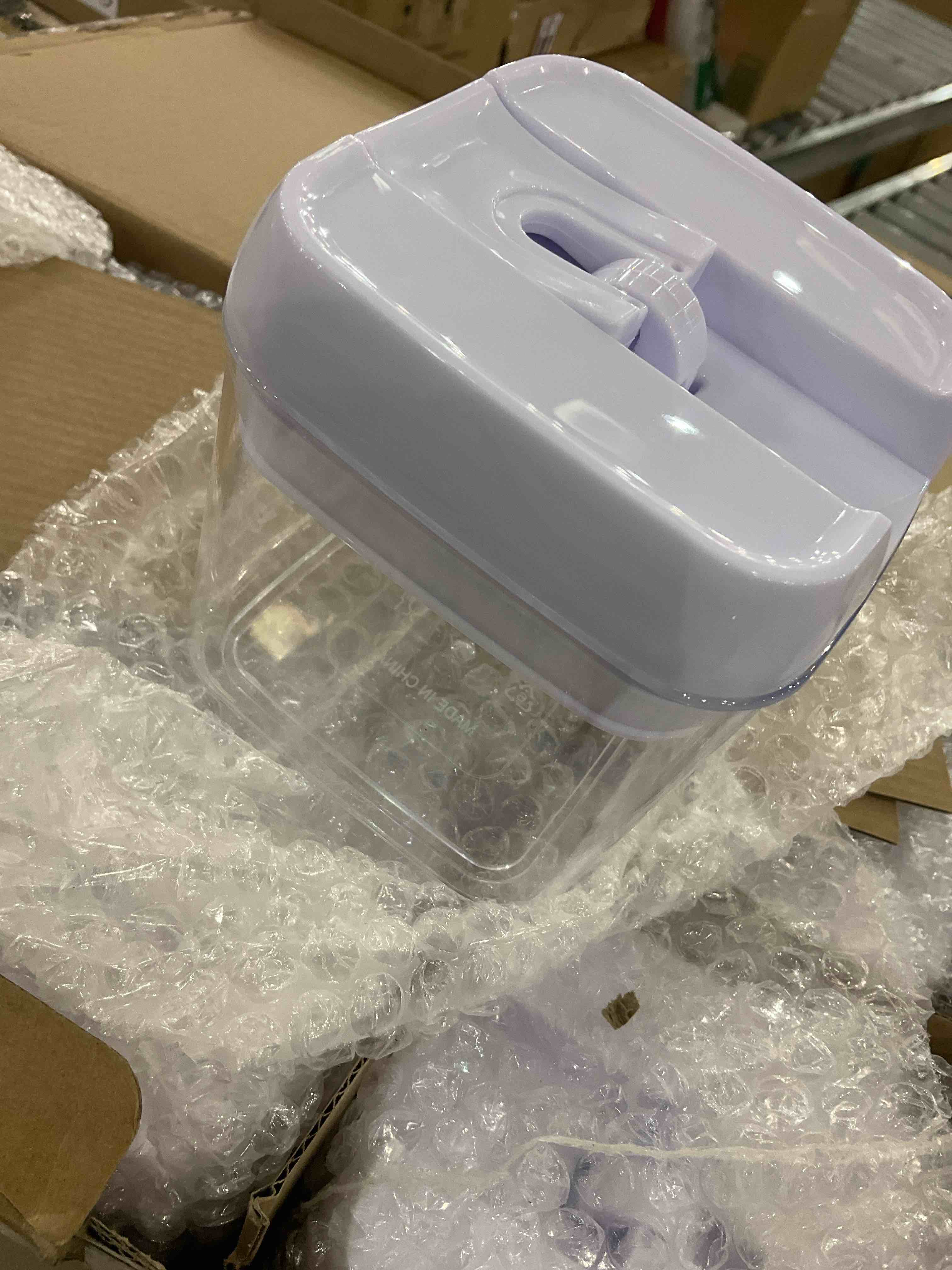 https://s3.amazonaws.com/lotting-images-prod/BargainHunt/EXS01301736_1709817962002.jpeg