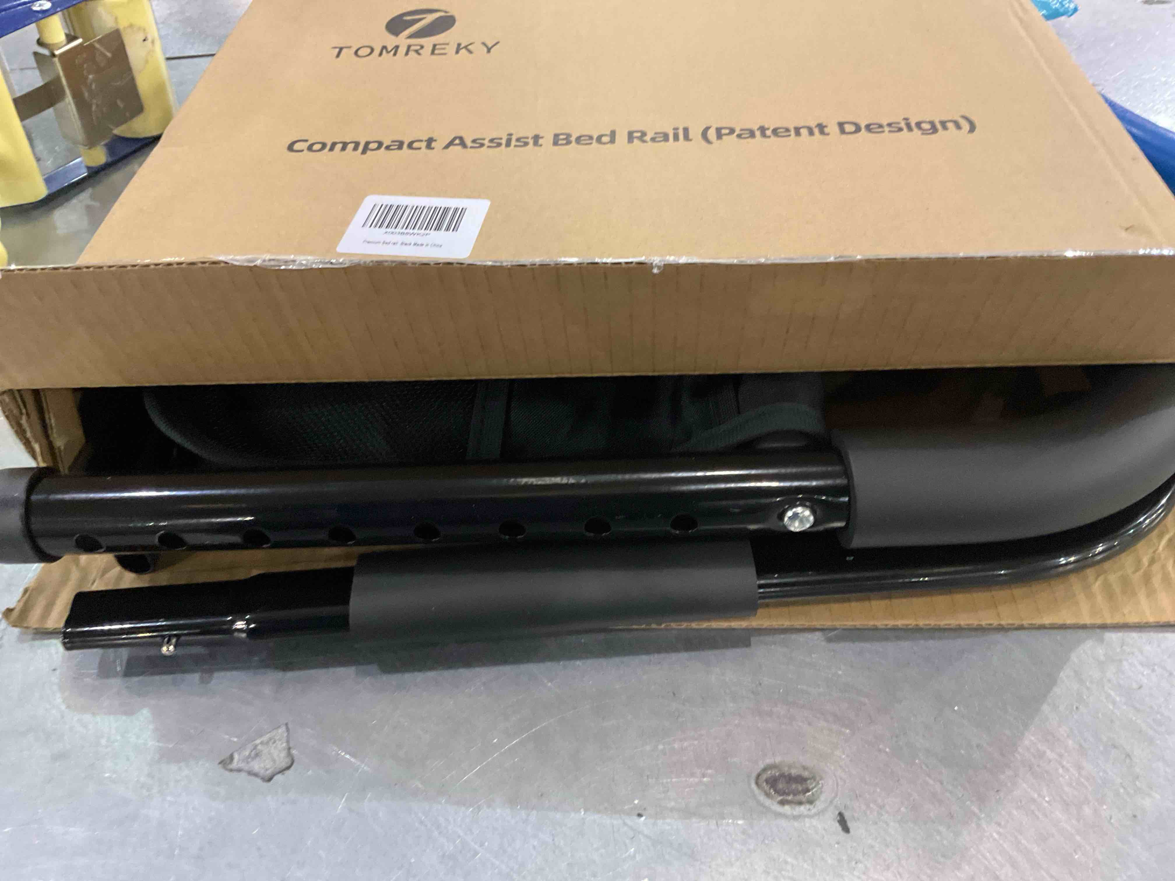 https://s3.amazonaws.com/lotting-images-prod/BargainHunt/EXS01301975_1709909895779.jpeg