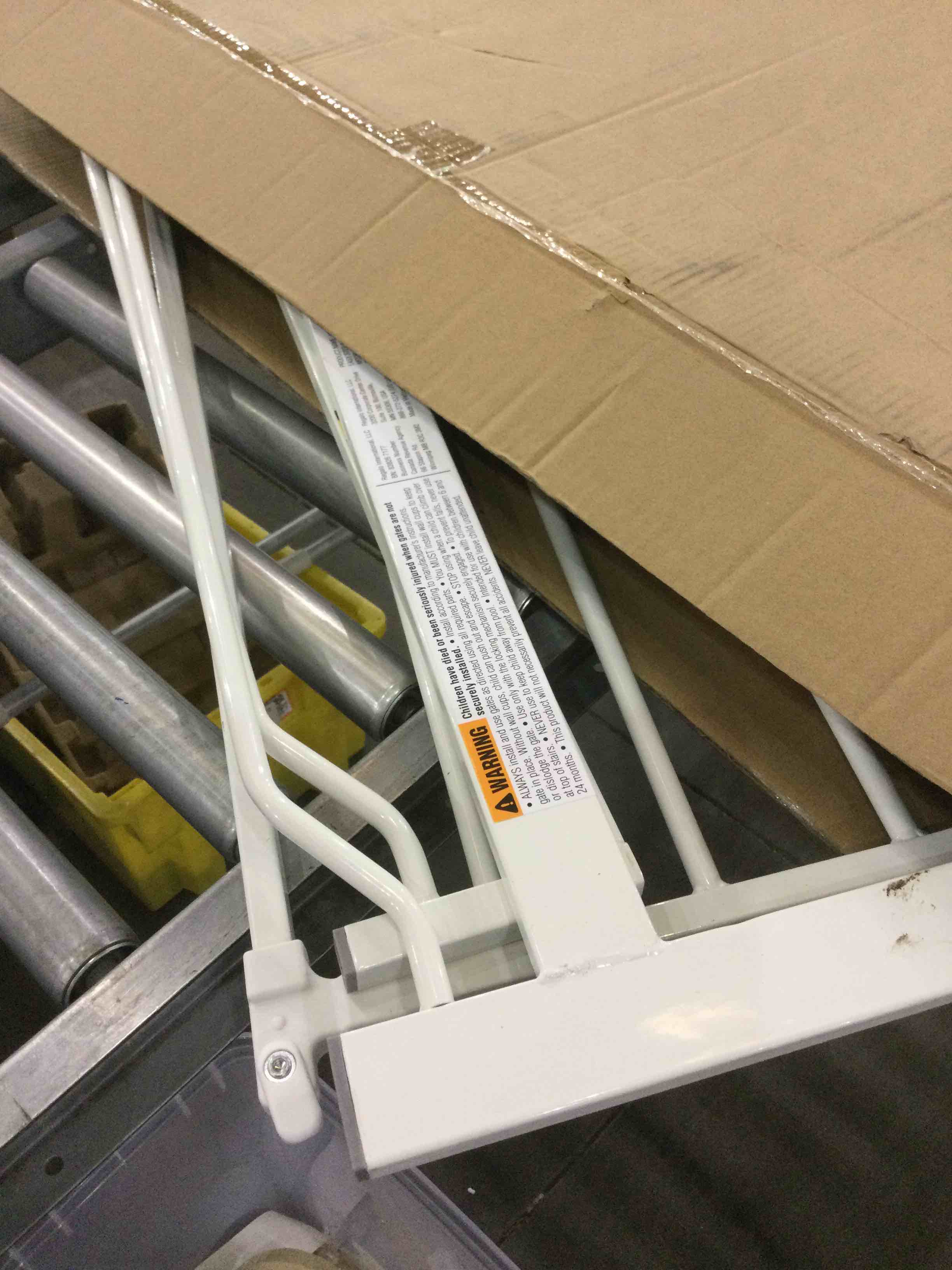 https://s3.amazonaws.com/lotting-images-prod/BargainHunt/EXS01302668_1709827646917.jpeg