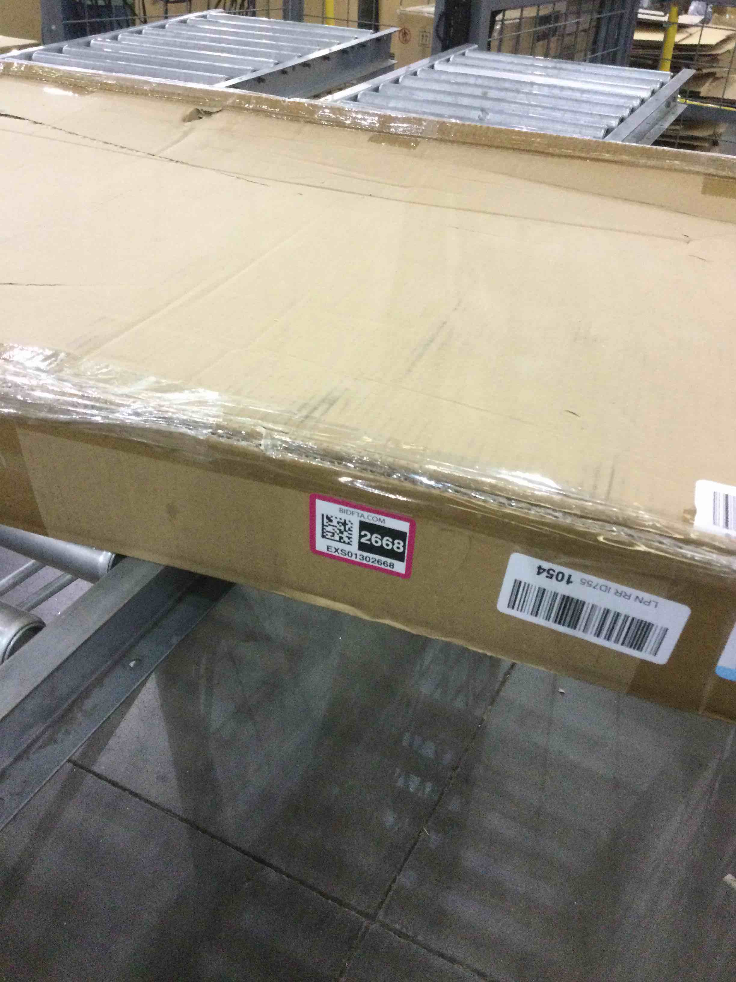 https://s3.amazonaws.com/lotting-images-prod/BargainHunt/EXS01302668_1709827685204.jpeg