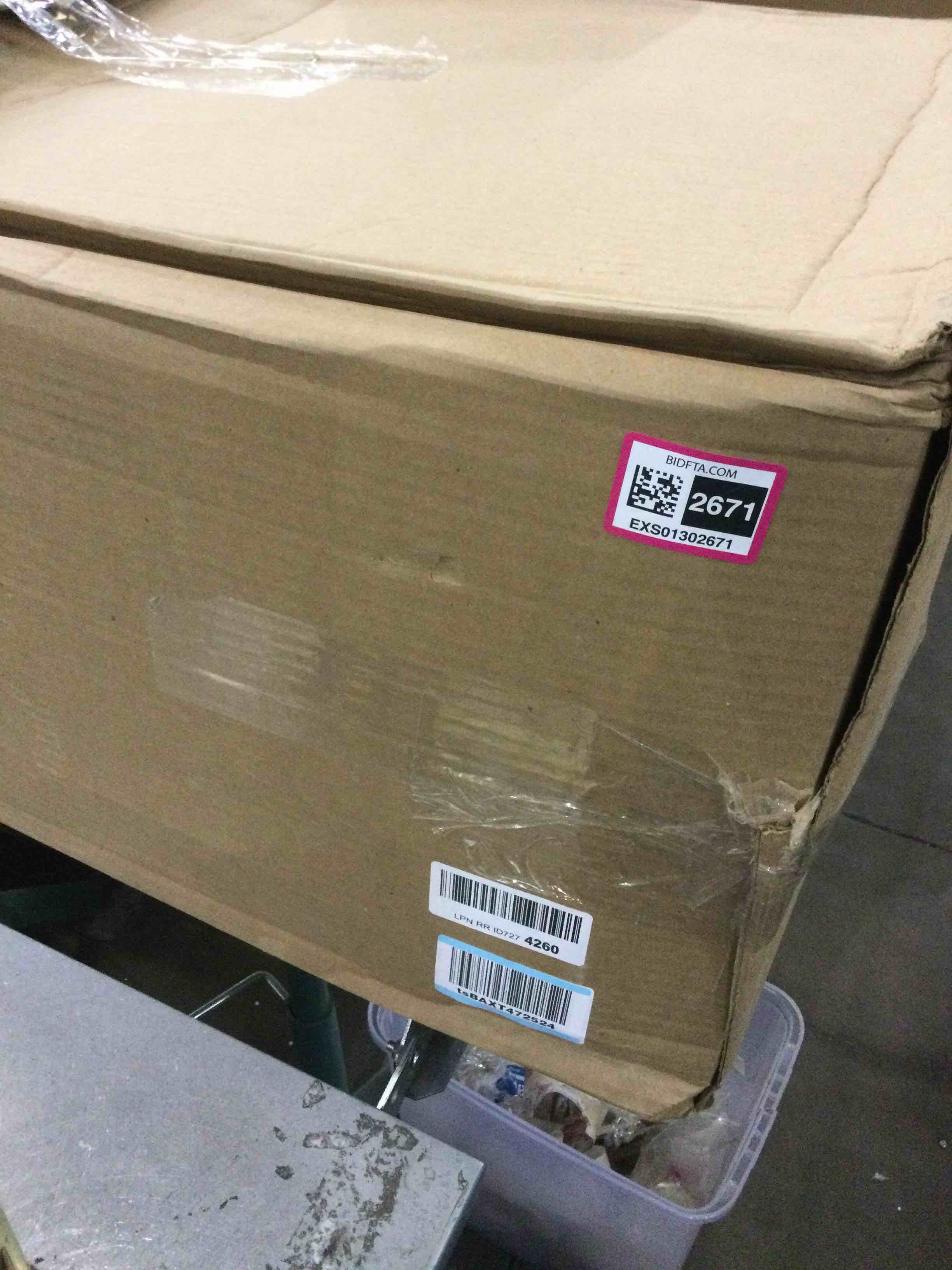 https://s3.amazonaws.com/lotting-images-prod/BargainHunt/EXS01302671_1709828537381.jpeg