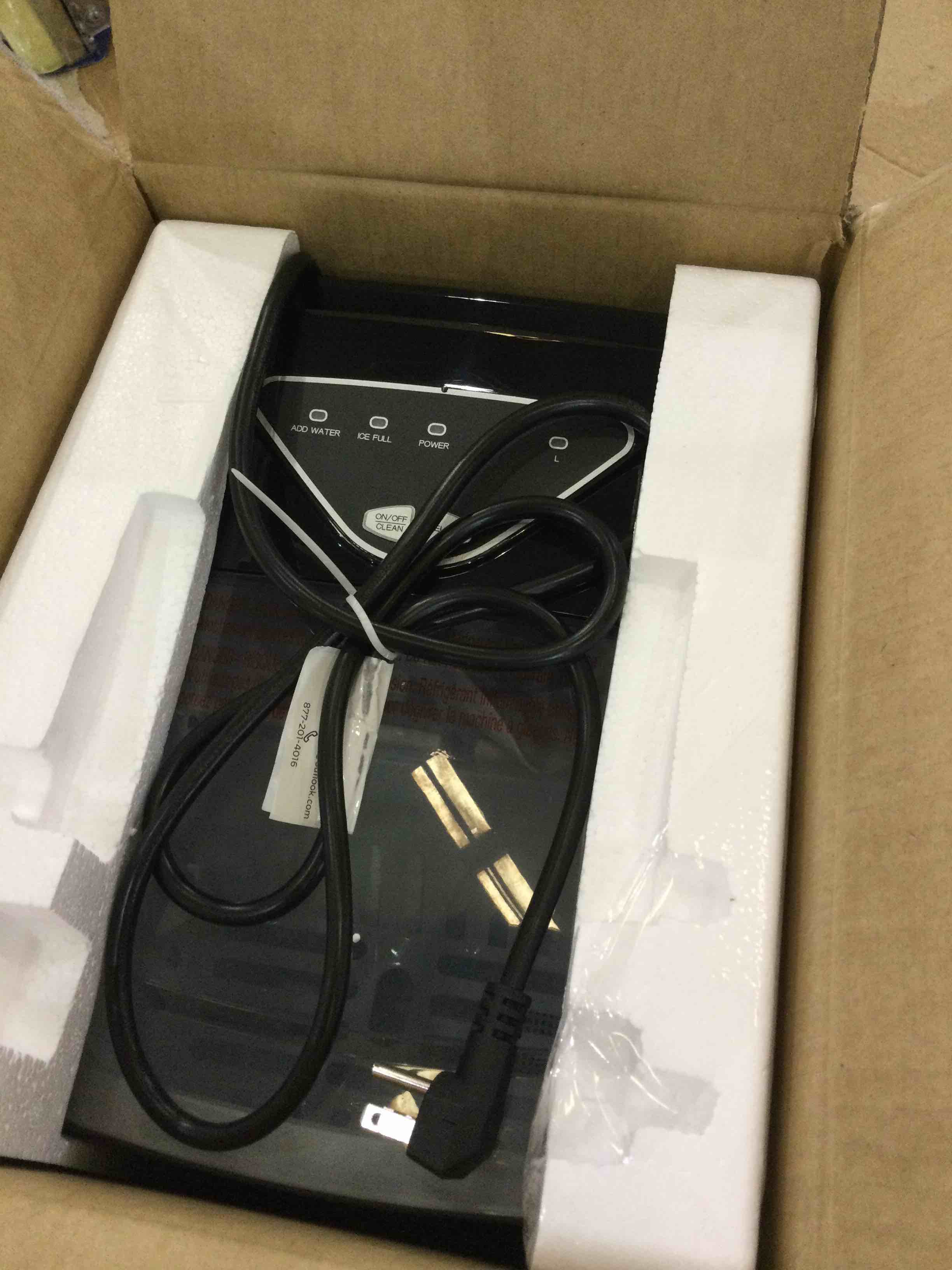 https://s3.amazonaws.com/lotting-images-prod/BargainHunt/EXS01302673_1709828673087.jpeg