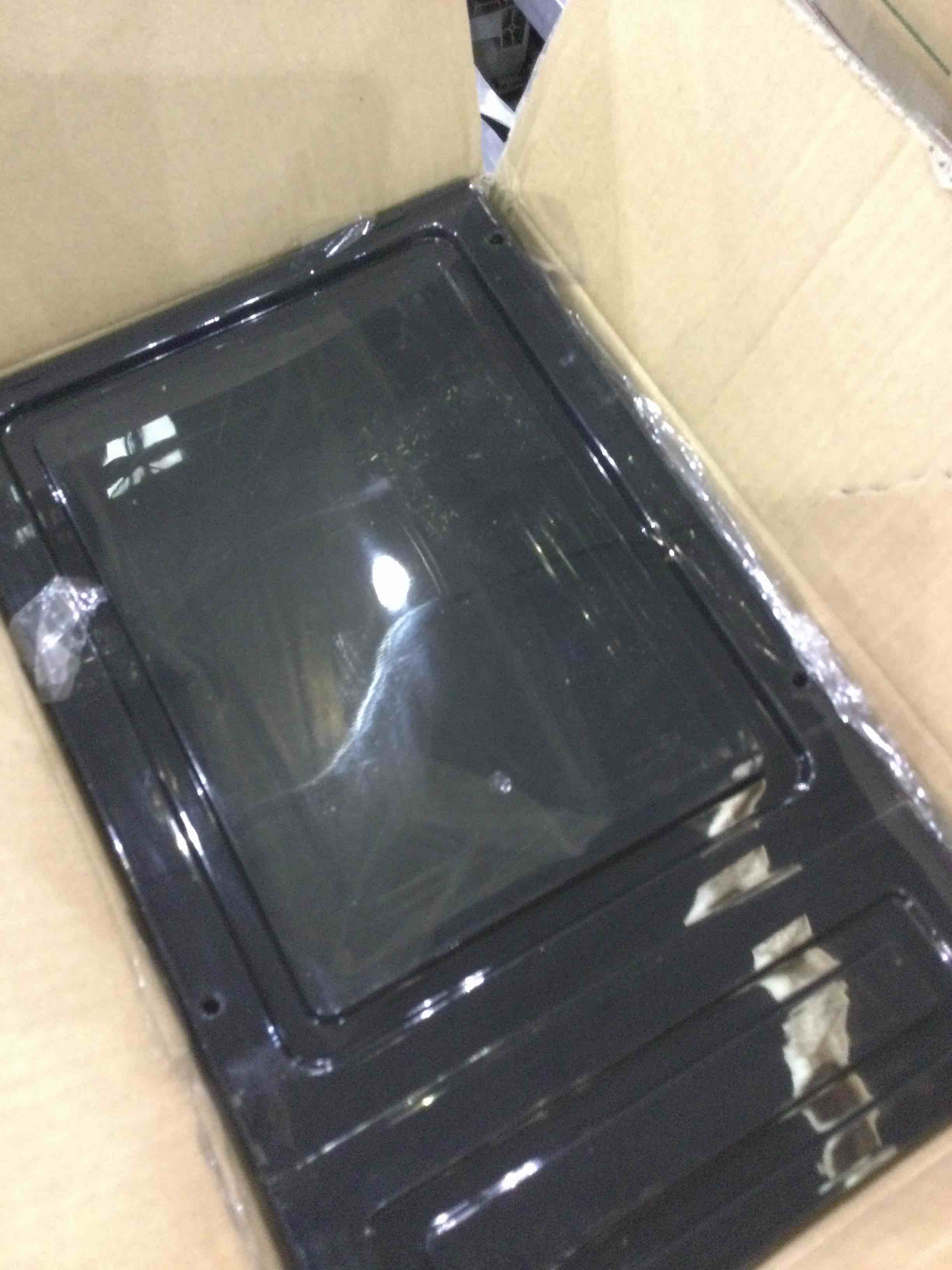 https://s3.amazonaws.com/lotting-images-prod/BargainHunt/EXS01302854_1709911378164.jpeg