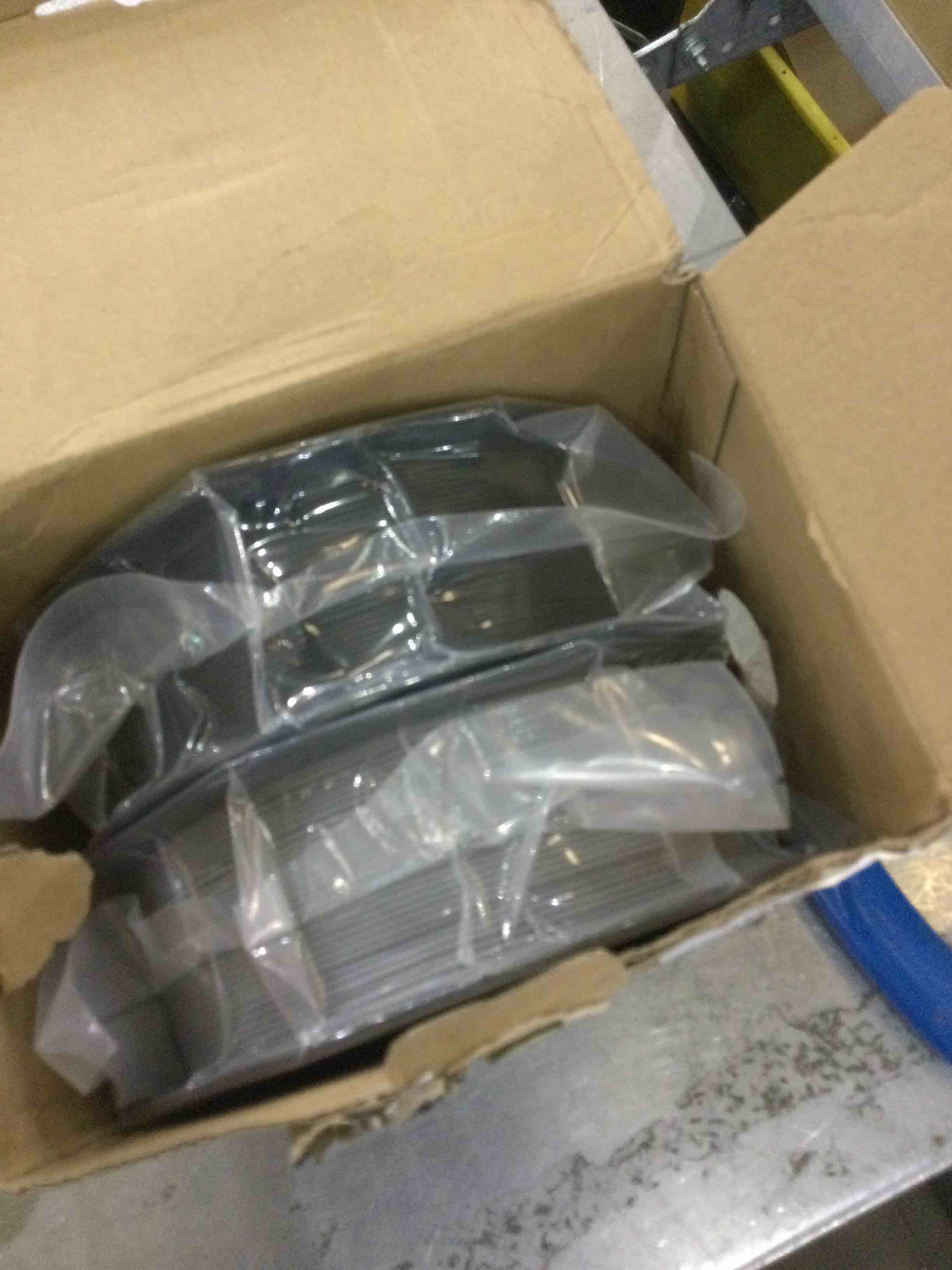 https://s3.amazonaws.com/lotting-images-prod/BargainHunt/EXS01302969_1709927004882.jpeg