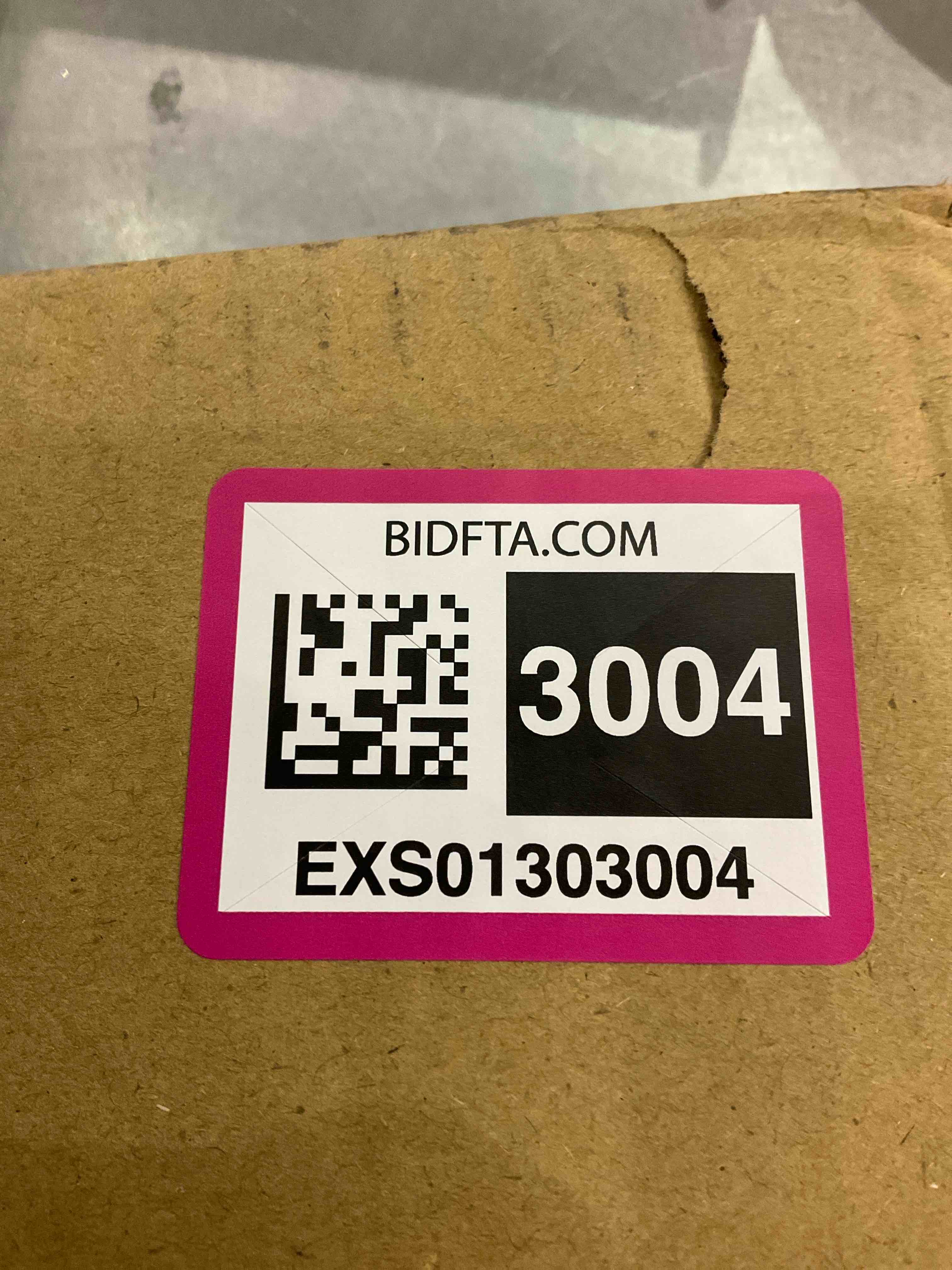 https://s3.amazonaws.com/lotting-images-prod/BargainHunt/EXS01303004_1709642346466.jpeg