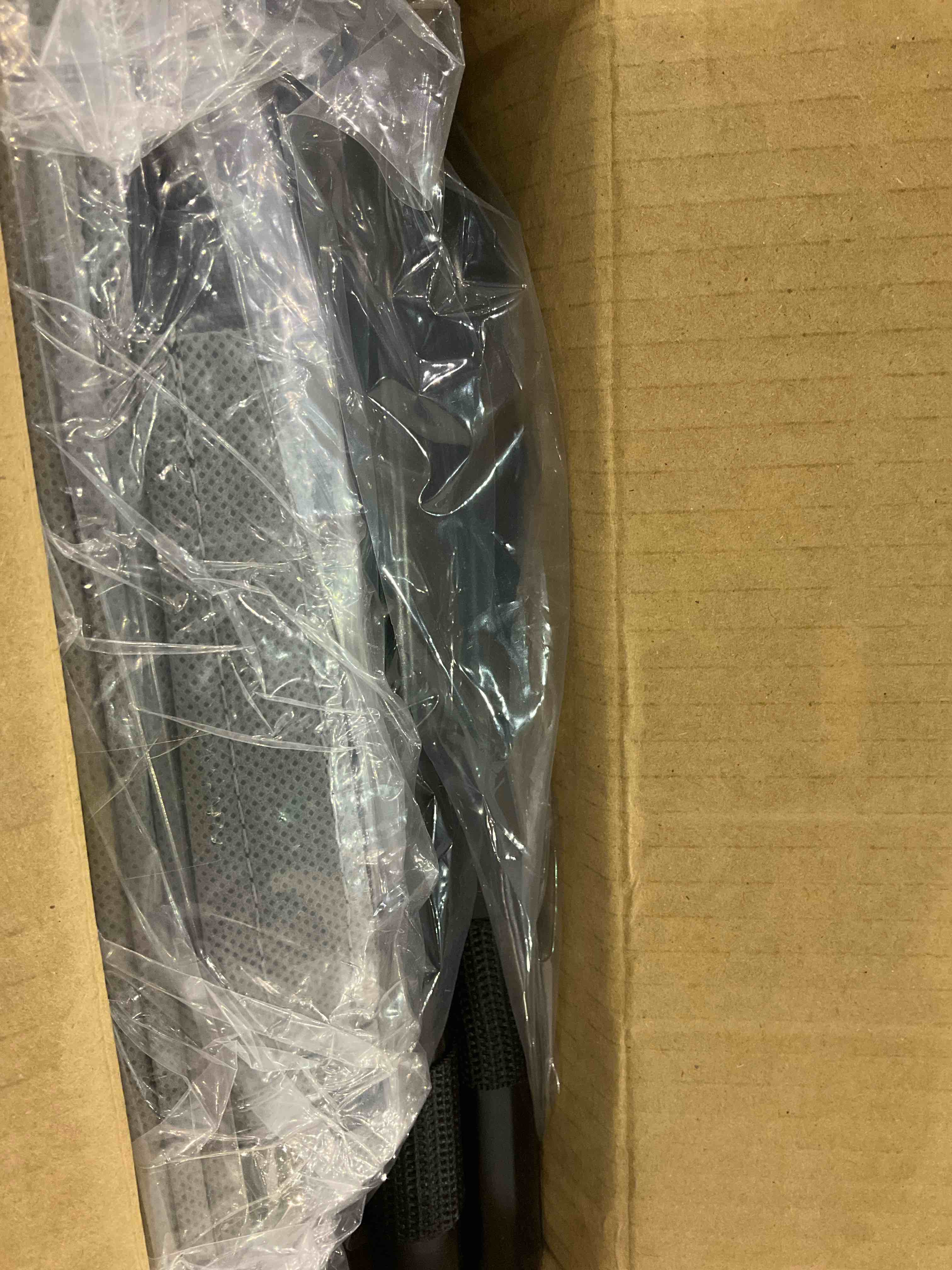 https://s3.amazonaws.com/lotting-images-prod/BargainHunt/EXS01303009_1709642944070.jpeg