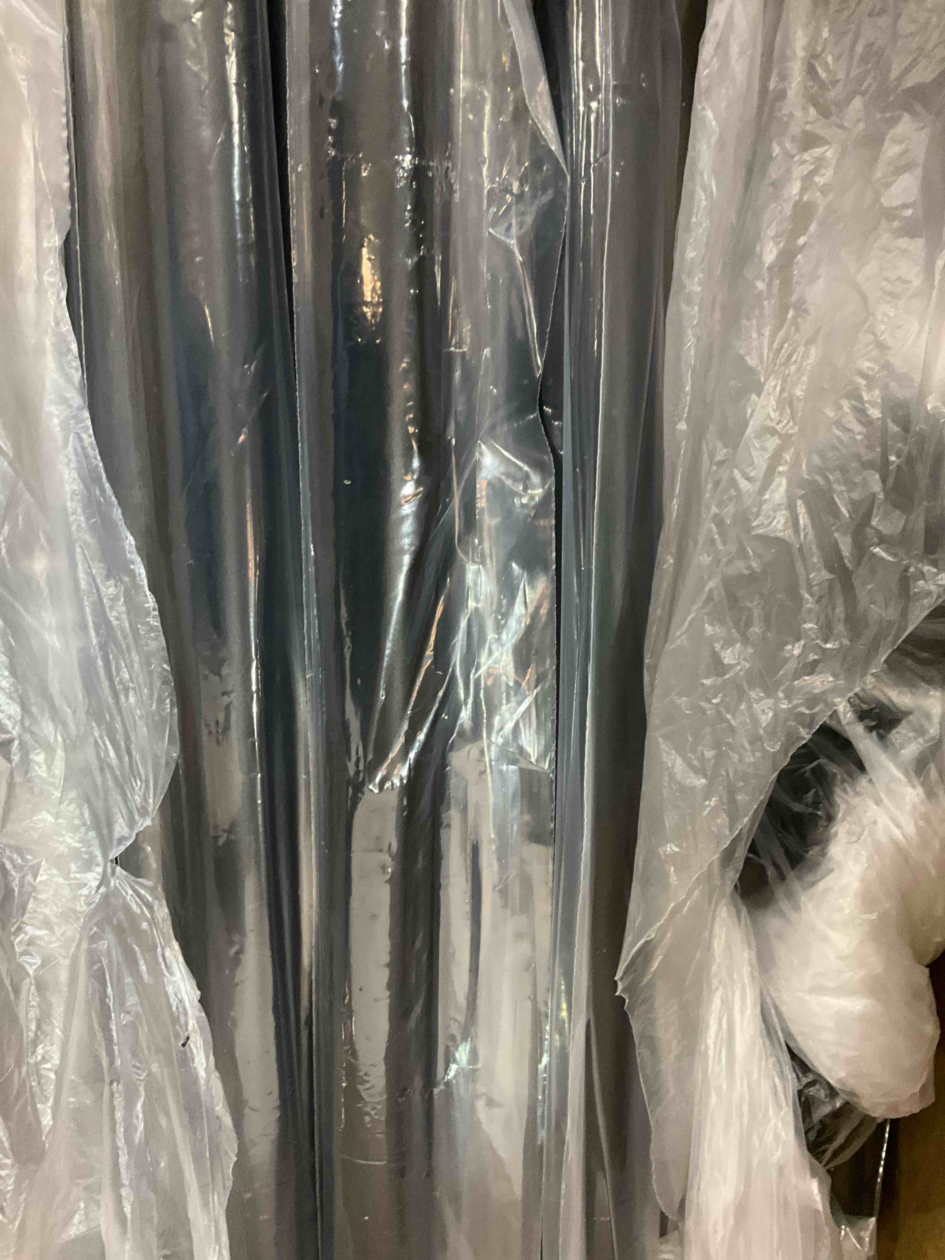 https://s3.amazonaws.com/lotting-images-prod/BargainHunt/EXS01303041_1709654420031.jpeg