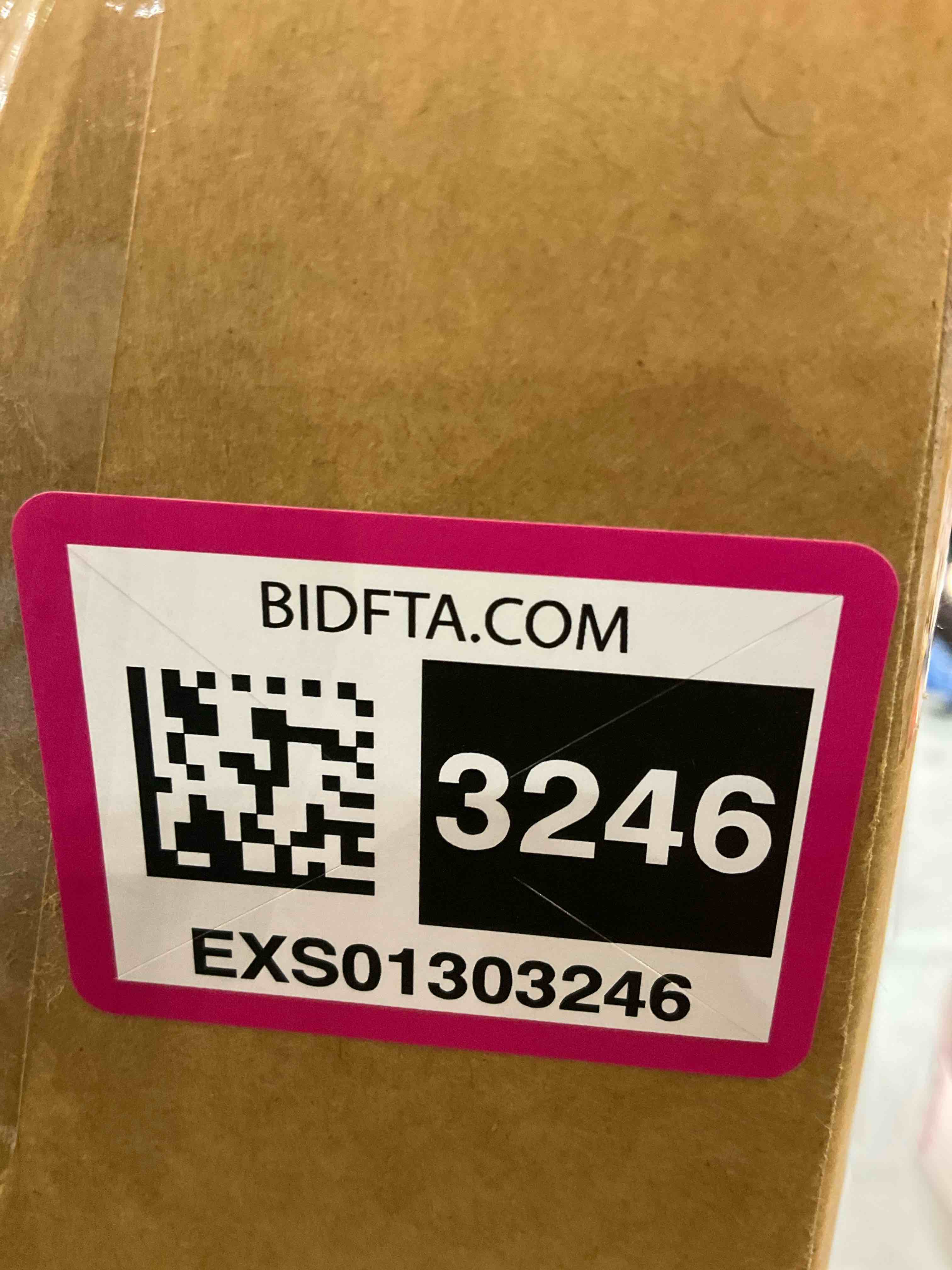 https://s3.amazonaws.com/lotting-images-prod/BargainHunt/EXS01303246_1709835272735.jpeg