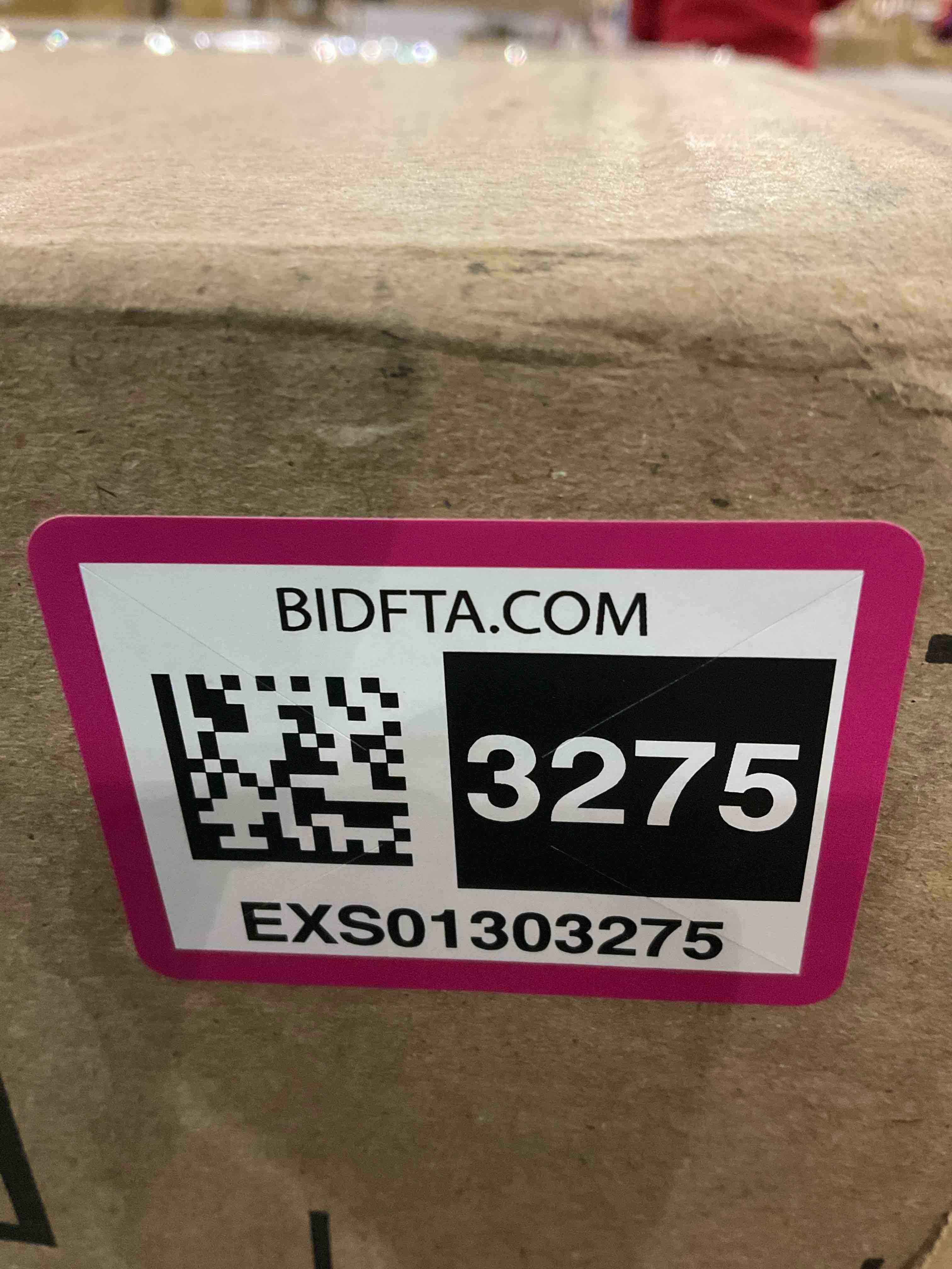 https://s3.amazonaws.com/lotting-images-prod/BargainHunt/EXS01303275_1709901191166.jpeg