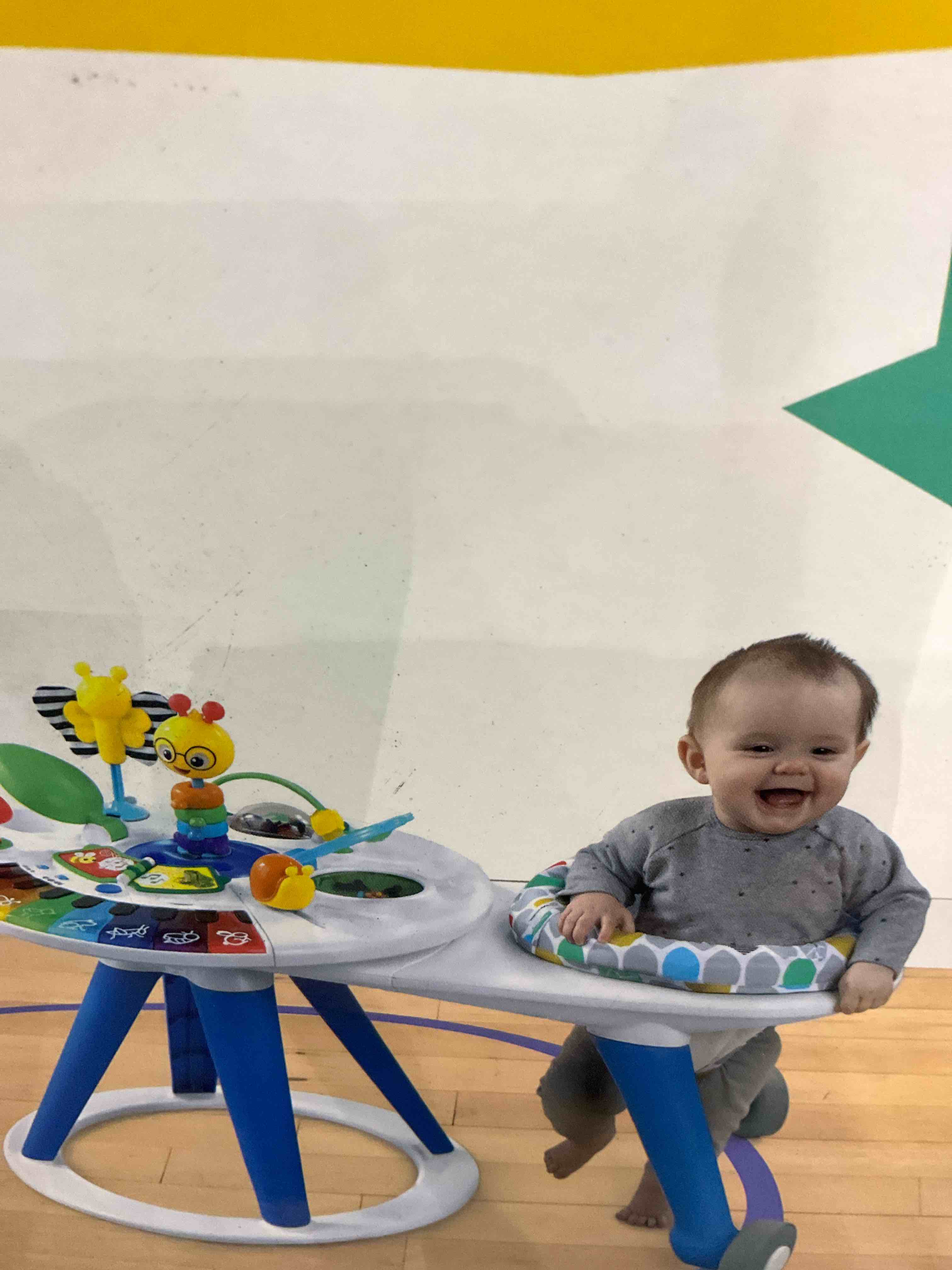 https://s3.amazonaws.com/lotting-images-prod/BargainHunt/EXS01303285_1709902741694.jpeg