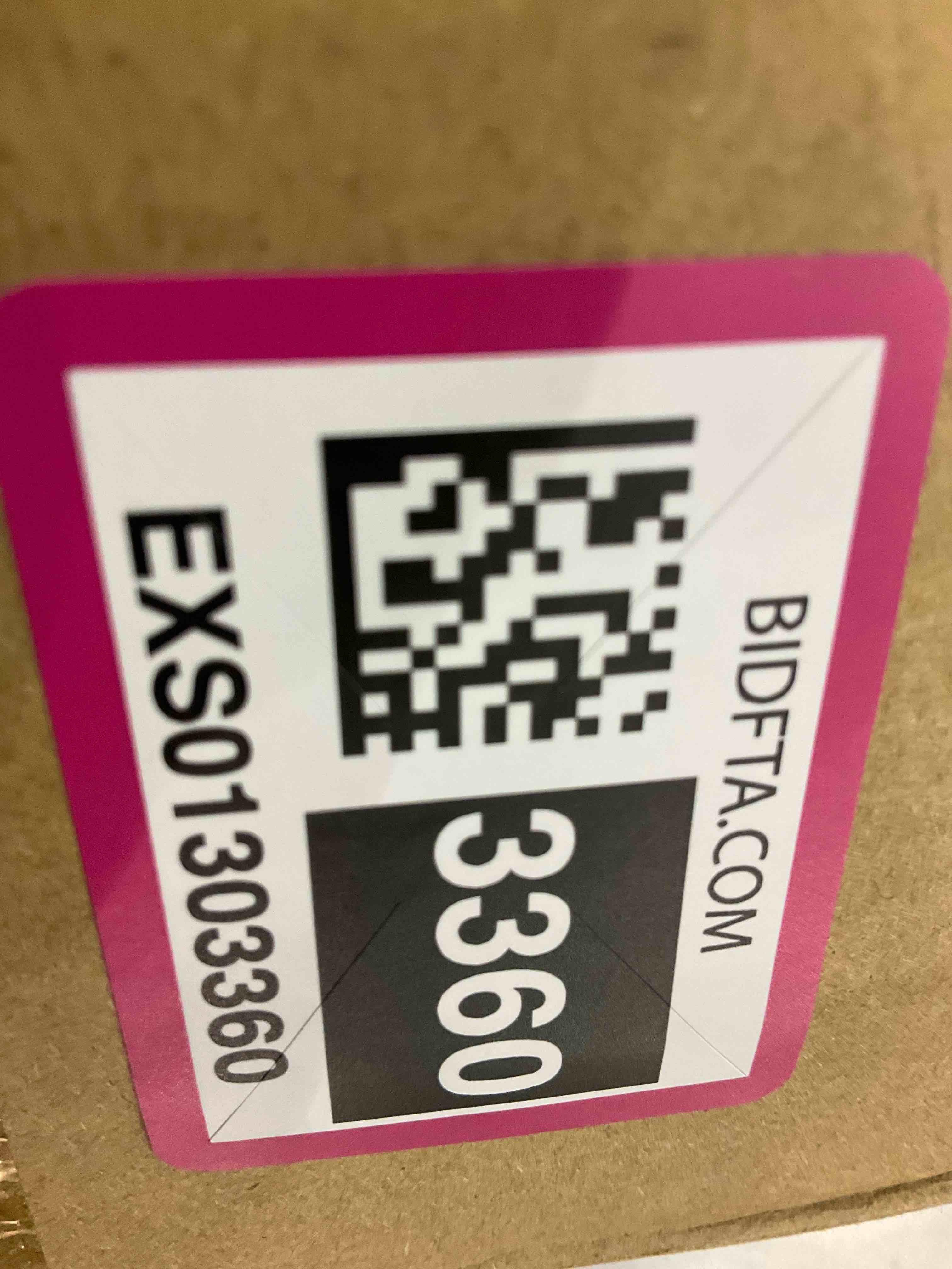 https://s3.amazonaws.com/lotting-images-prod/BargainHunt/EXS01303360_1710156364318.jpeg