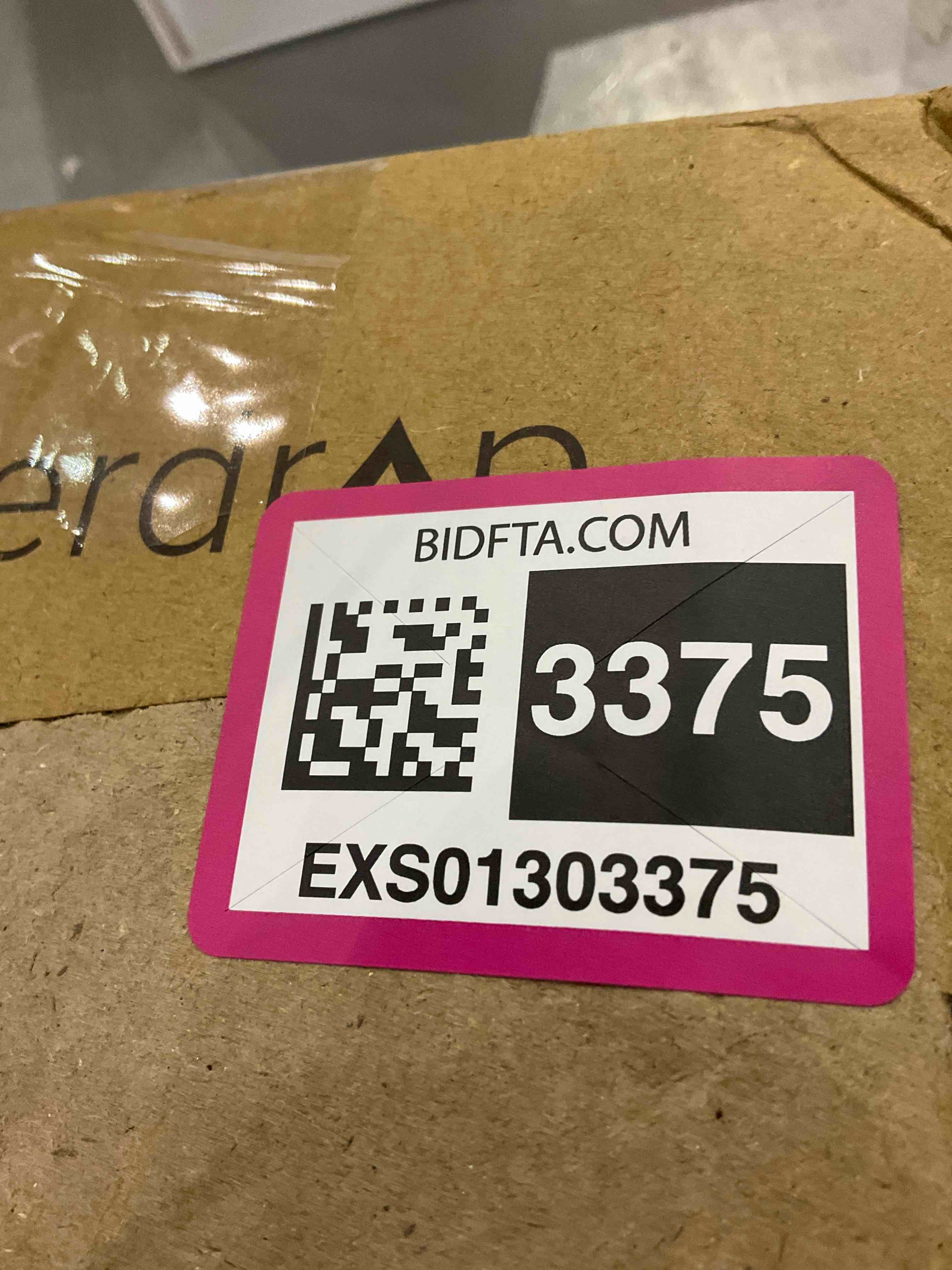 https://s3.amazonaws.com/lotting-images-prod/BargainHunt/EXS01303375_1710158485041.jpeg