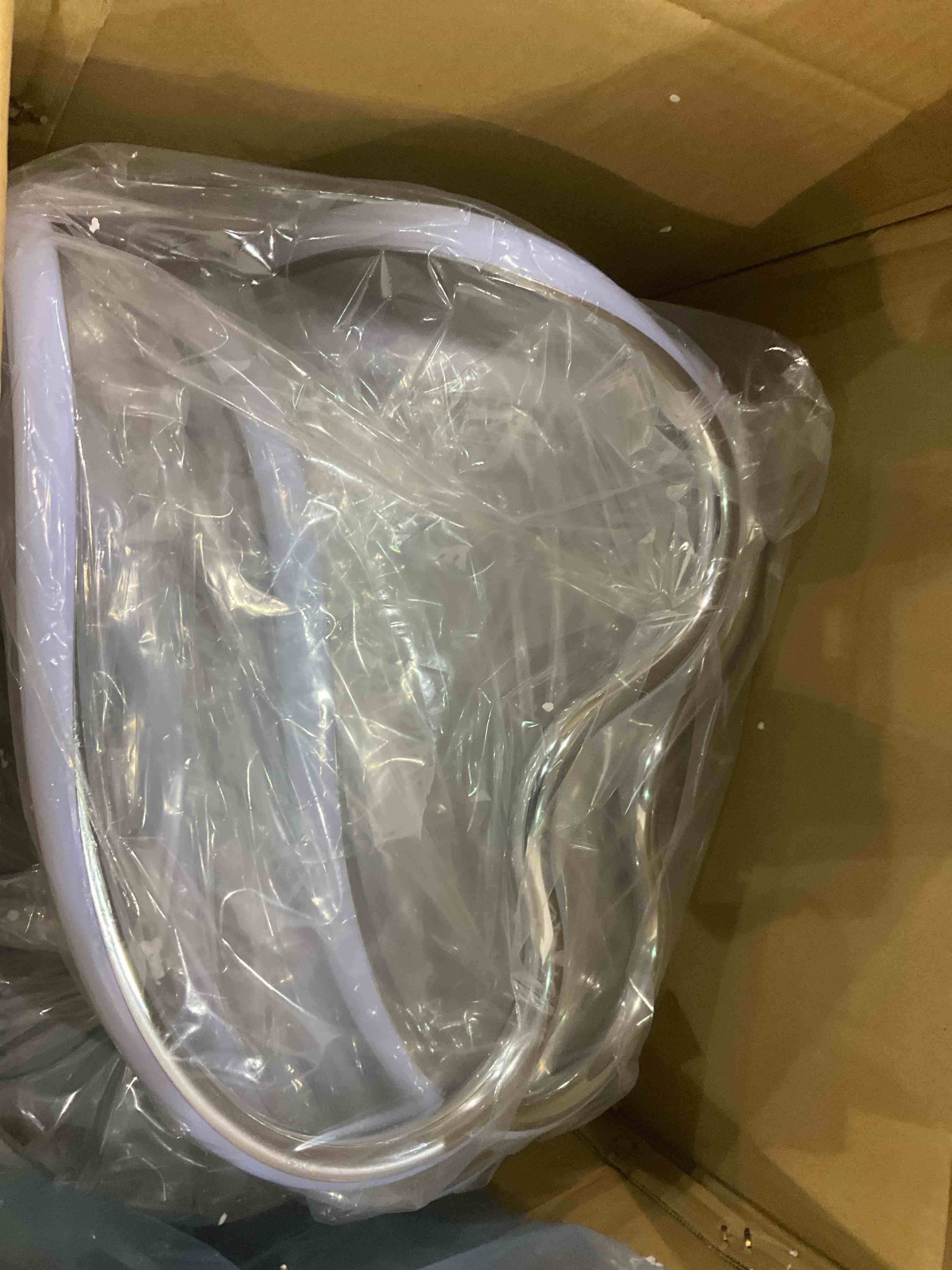 https://s3.amazonaws.com/lotting-images-prod/BargainHunt/EXS01303486_1710244555607.jpeg
