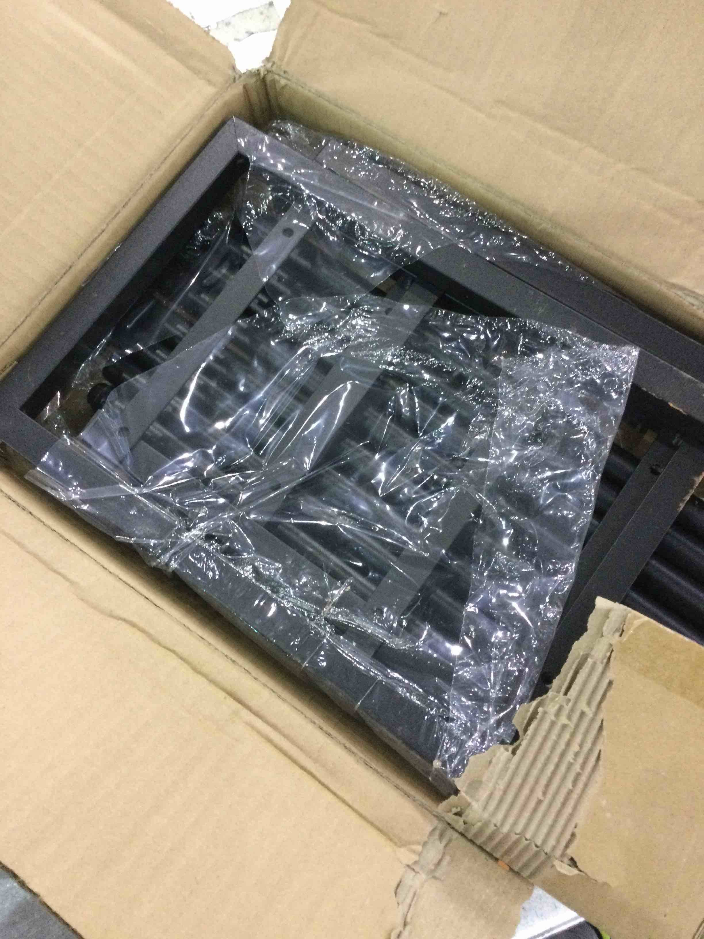 https://s3.amazonaws.com/lotting-images-prod/BargainHunt/EXS01303693_1710330810641.jpeg