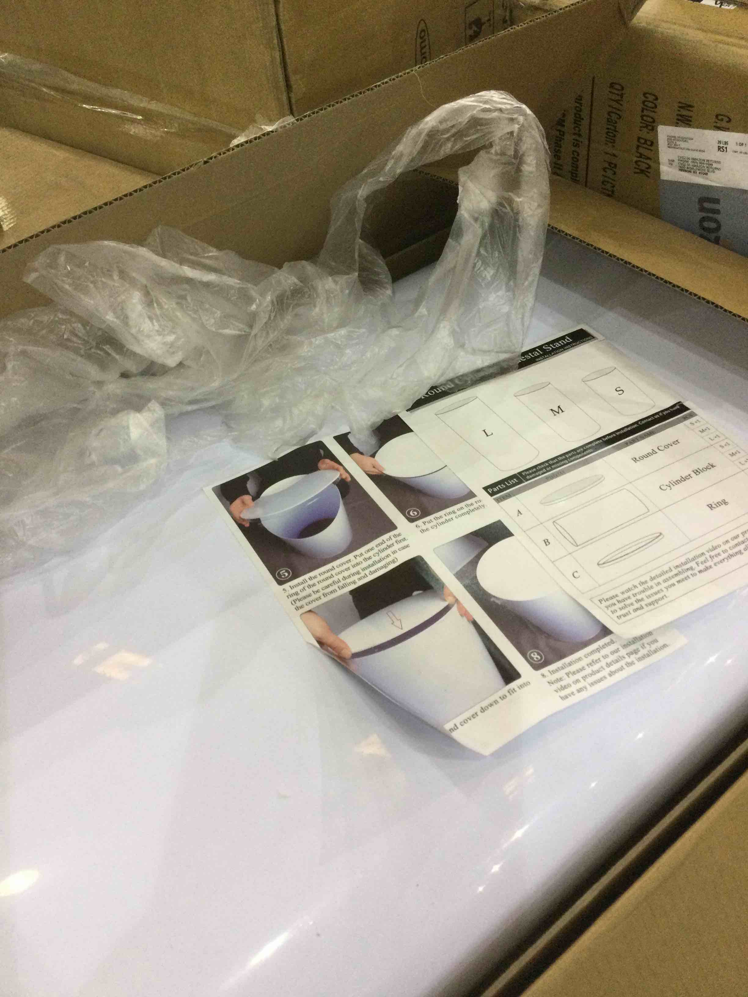 https://s3.amazonaws.com/lotting-images-prod/BargainHunt/EXS01303746_1710337382754.jpeg