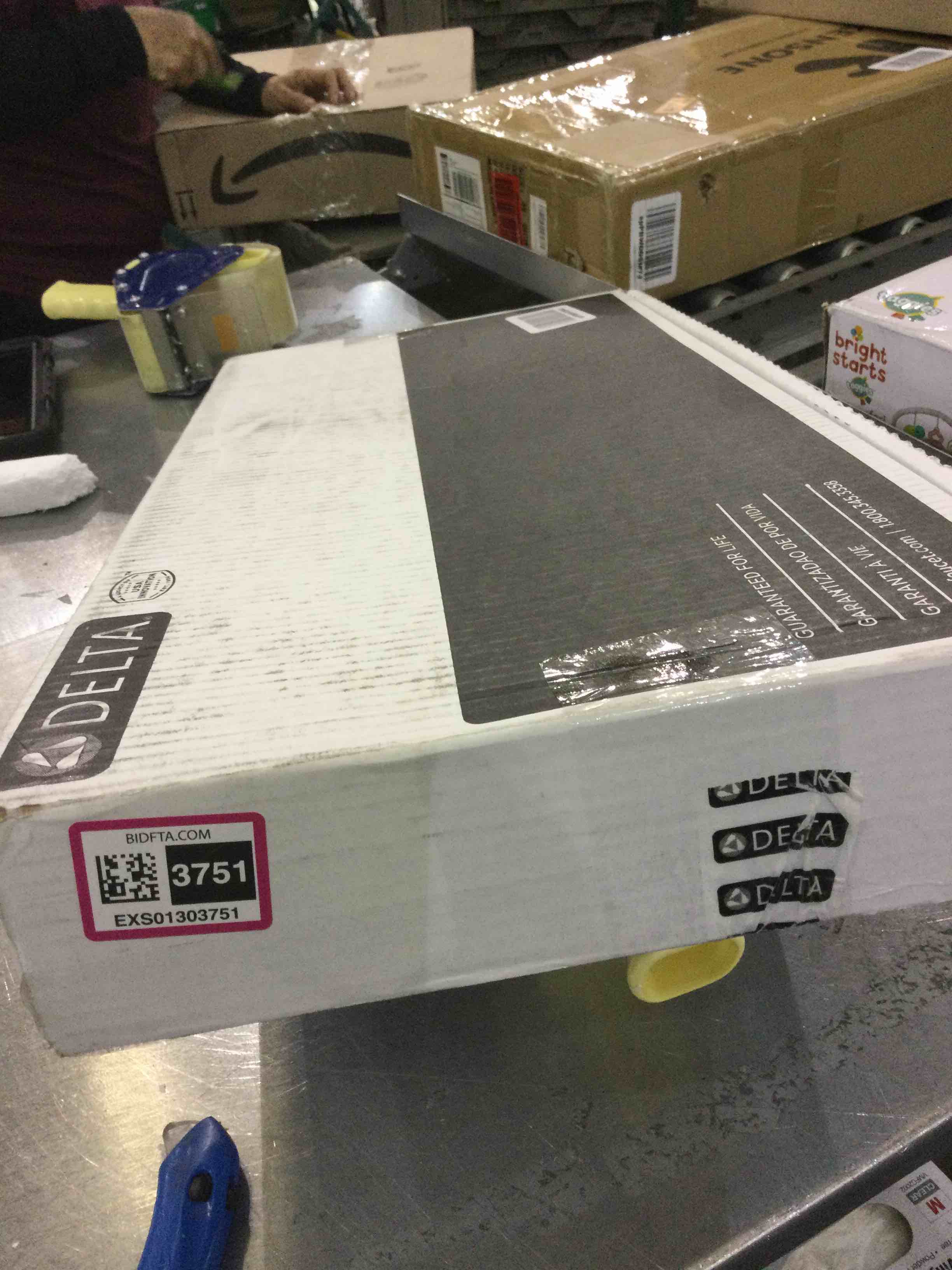 https://s3.amazonaws.com/lotting-images-prod/BargainHunt/EXS01303751_1710338112362.jpeg