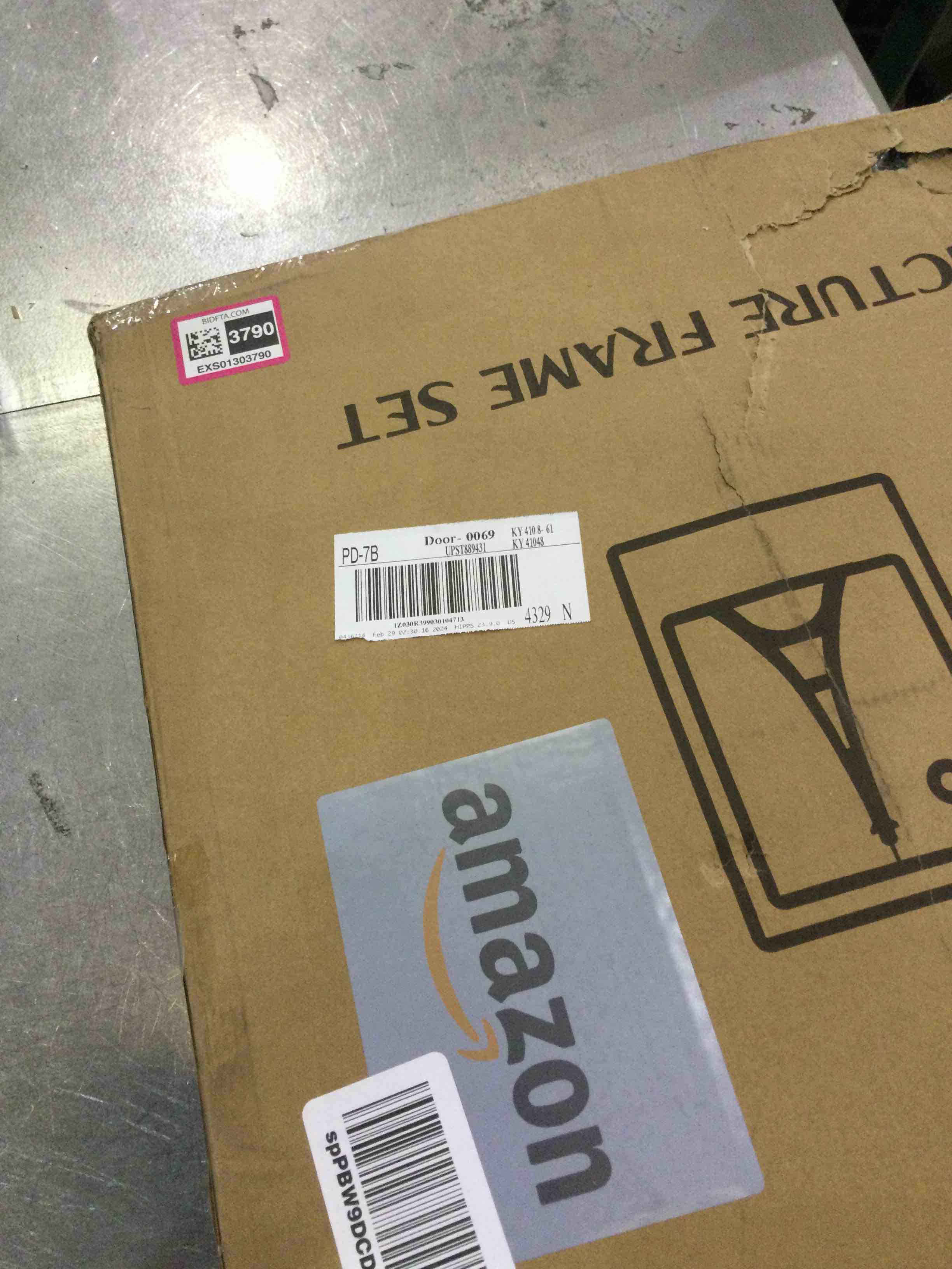 https://s3.amazonaws.com/lotting-images-prod/BargainHunt/EXS01303790_1710342547678.jpeg