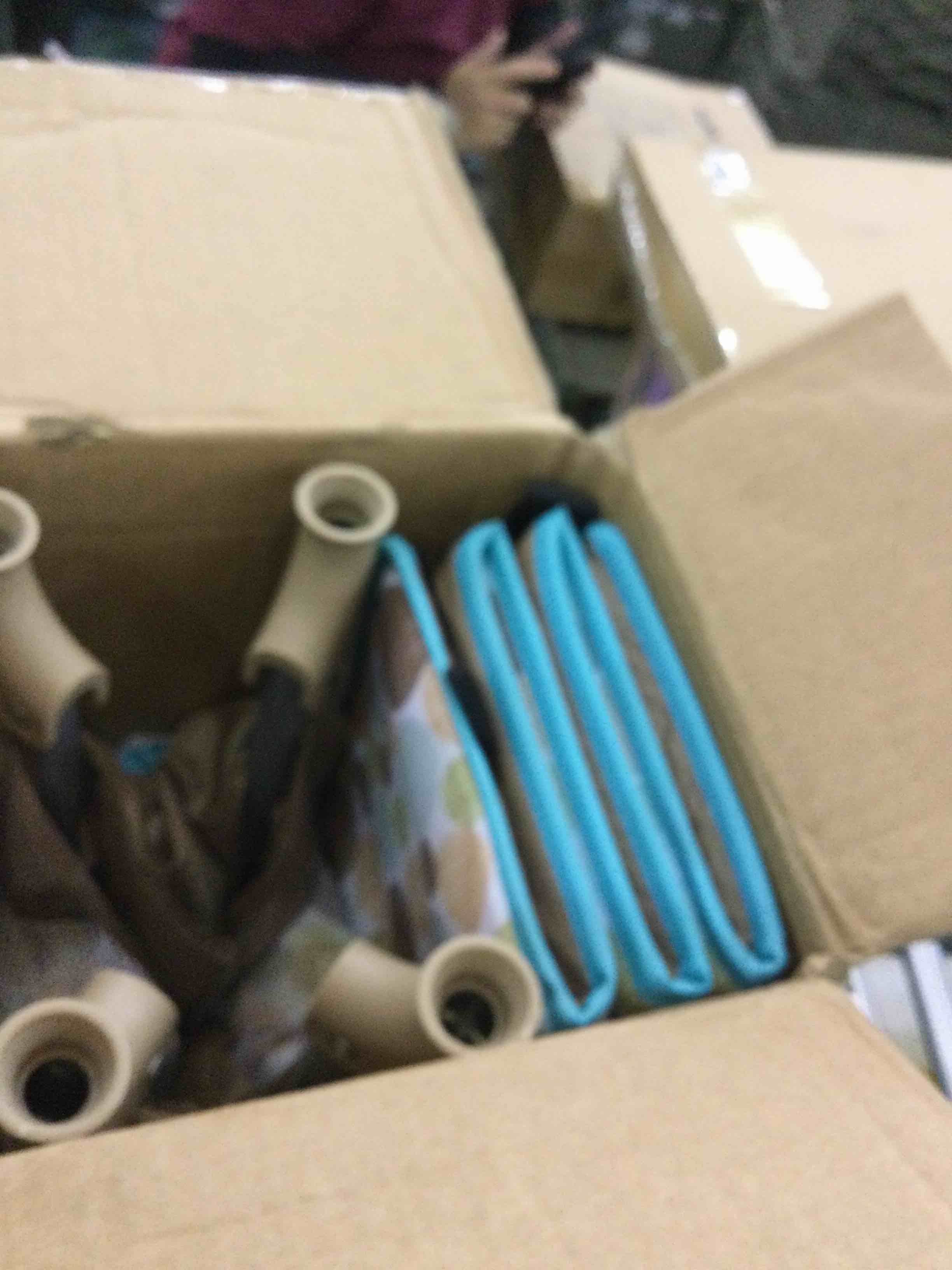 https://s3.amazonaws.com/lotting-images-prod/BargainHunt/EXS01303799_1710343339742.jpeg