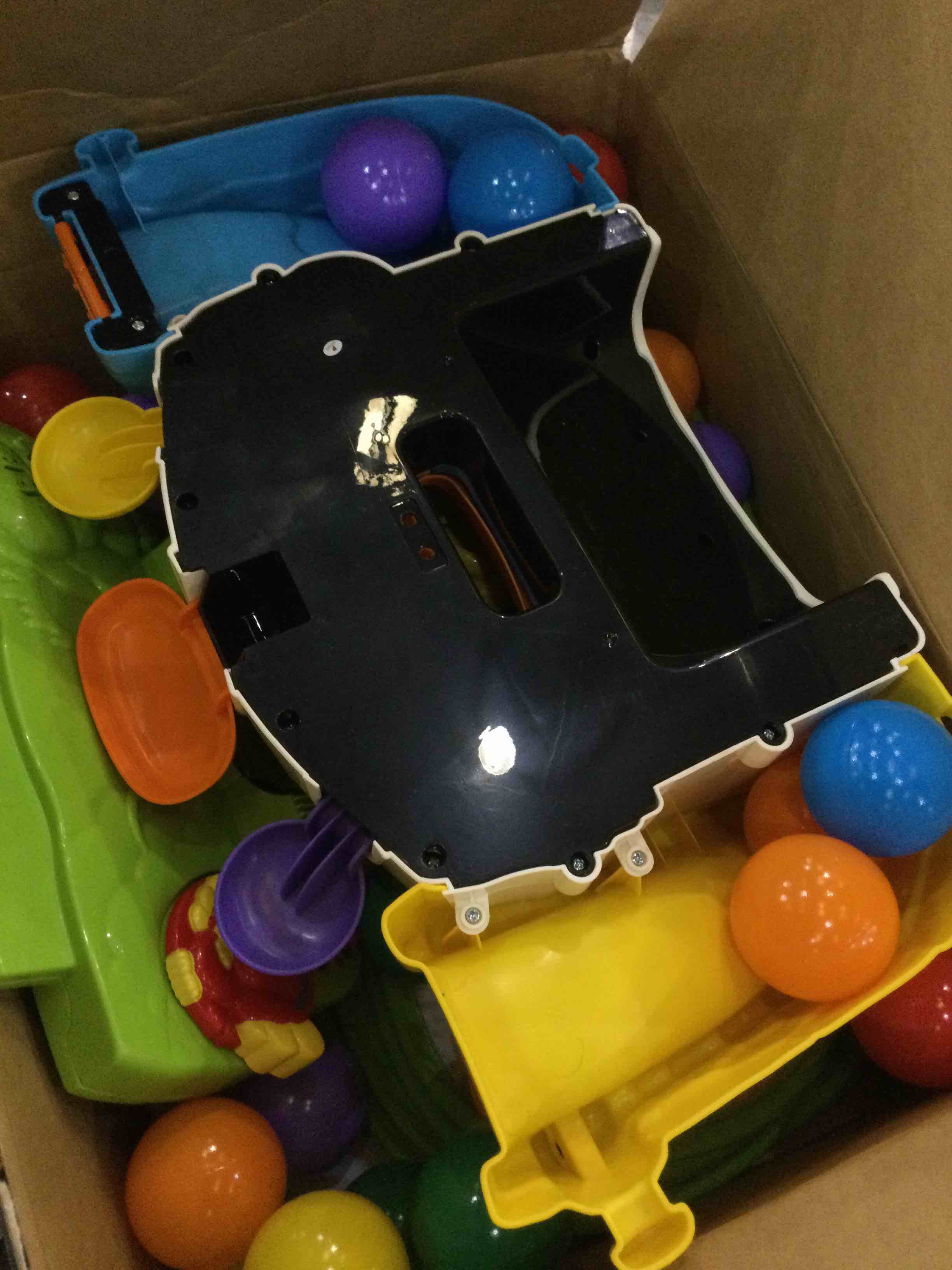 VTech Pop-a-Balls Drop and Pop Ball Pit, Green