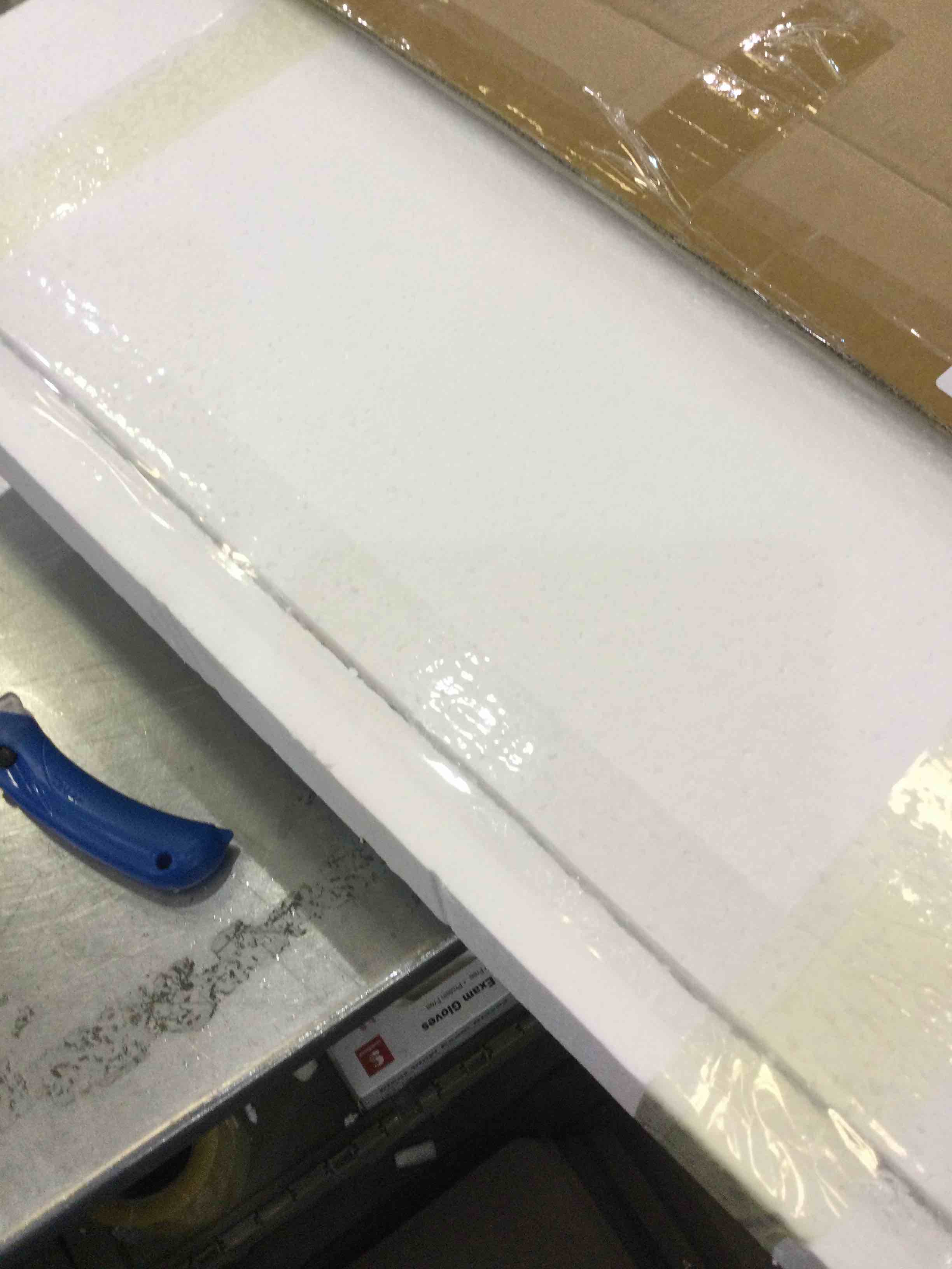 https://s3.amazonaws.com/lotting-images-prod/BargainHunt/EXS01303881_1710355153186.jpeg