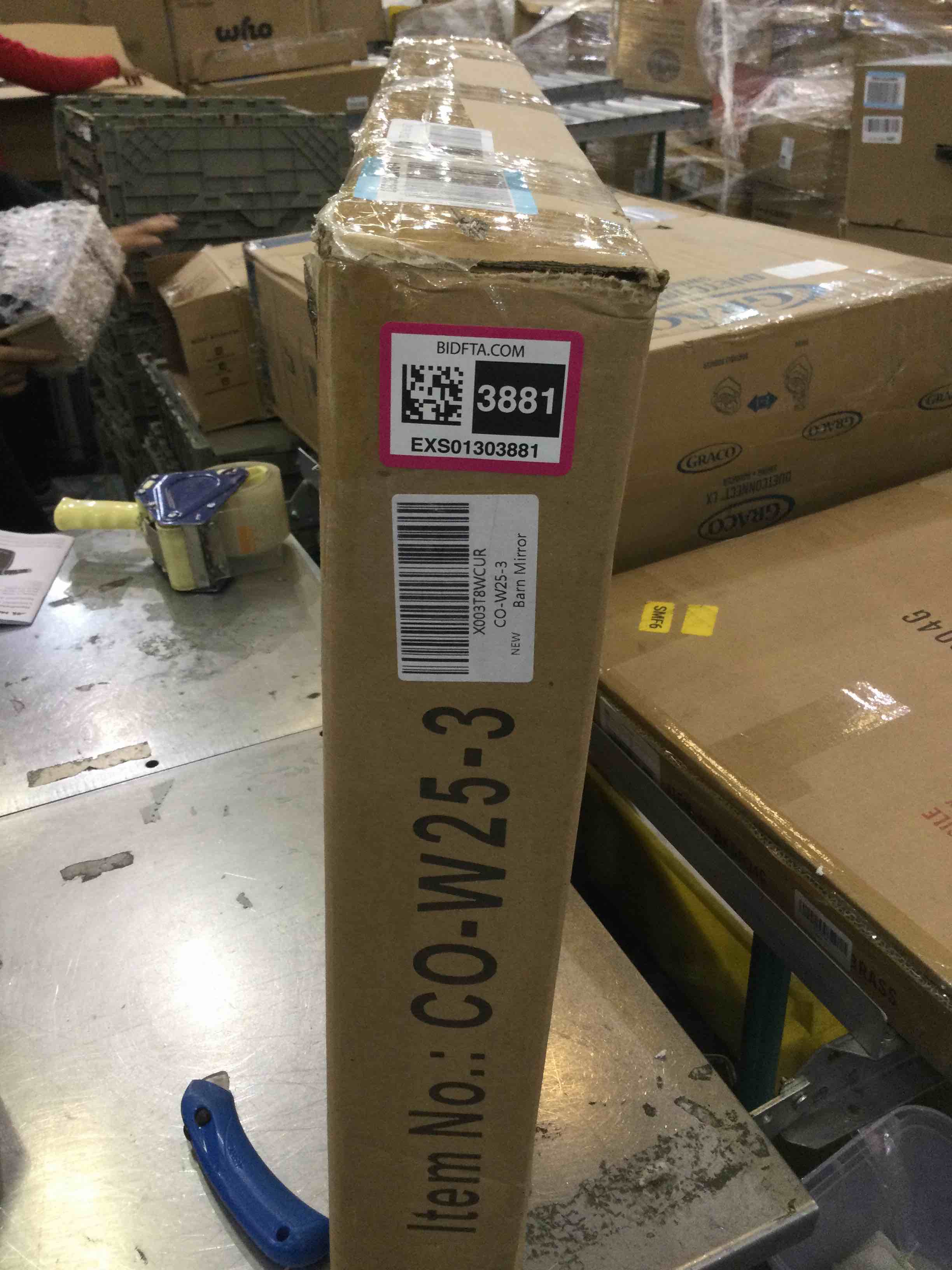 https://s3.amazonaws.com/lotting-images-prod/BargainHunt/EXS01303881_1710355183171.jpeg