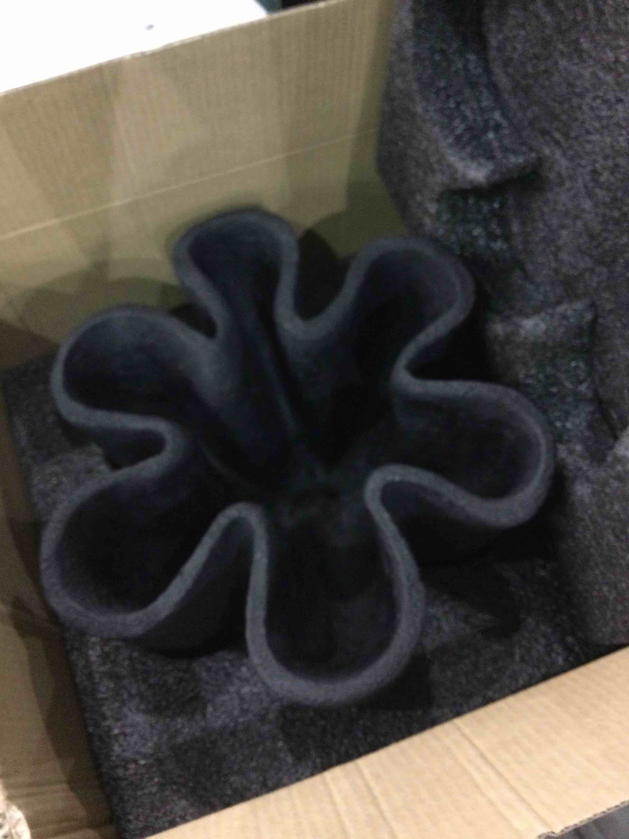 https://s3.amazonaws.com/lotting-images-prod/BargainHunt/EXS01303906_1710415110596.jpeg