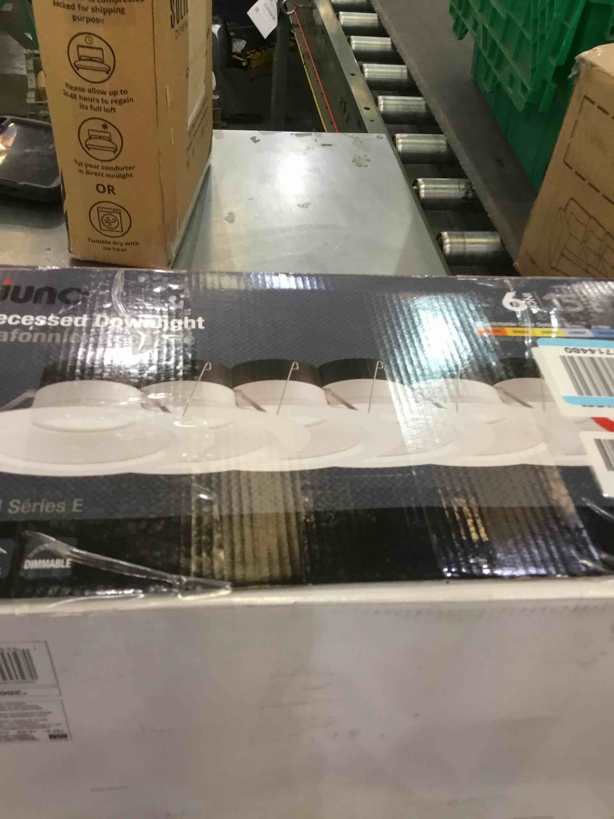 https://s3.amazonaws.com/lotting-images-prod/BargainHunt/EXS01304217_1710956635153.jpeg