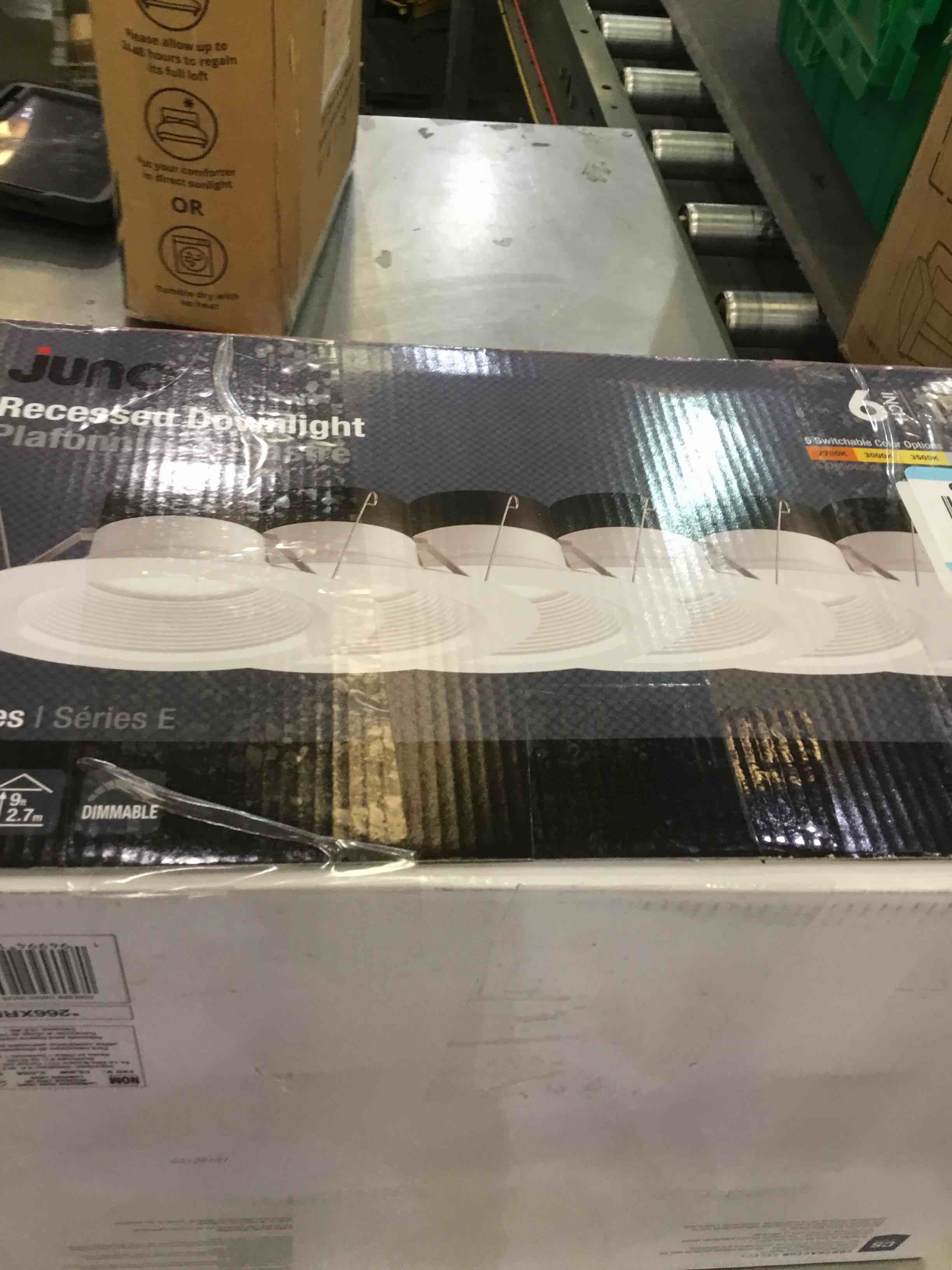 https://s3.amazonaws.com/lotting-images-prod/BargainHunt/EXS01304217_1710956636352.jpeg