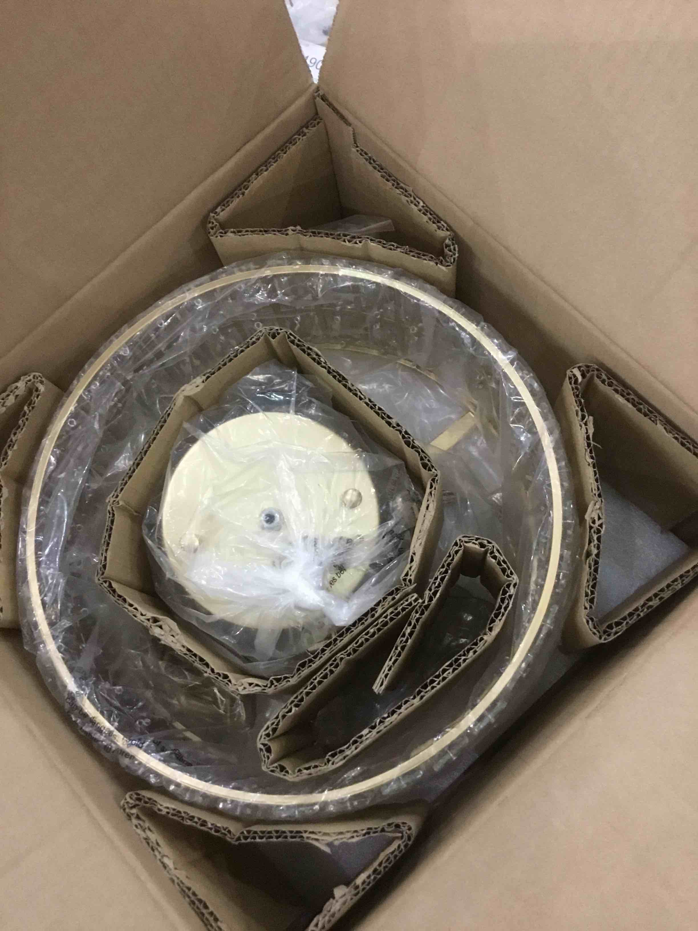 https://s3.amazonaws.com/lotting-images-prod/BargainHunt/EXS01304542_1709656493825.jpeg
