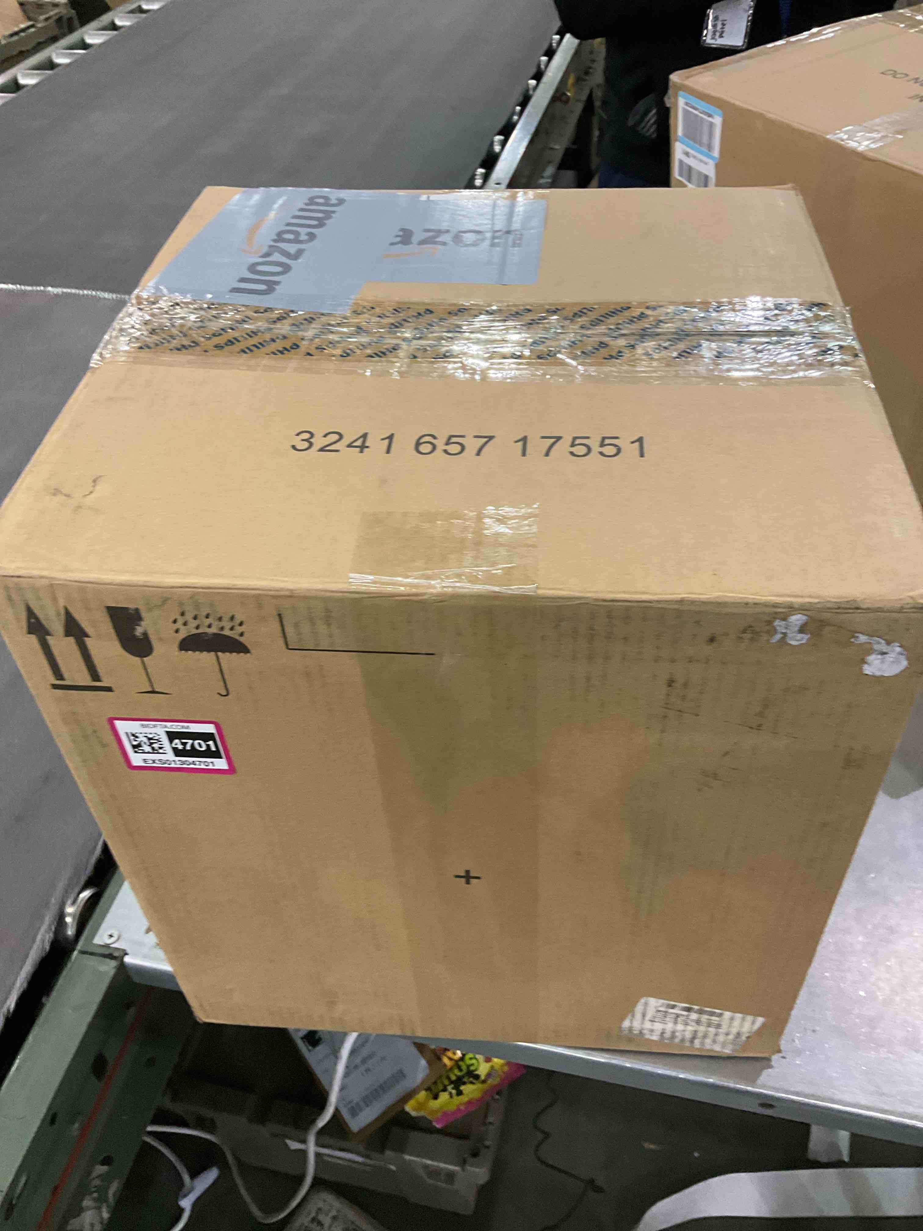 https://s3.amazonaws.com/lotting-images-prod/BargainHunt/EXS01304701_1709740343846.jpeg