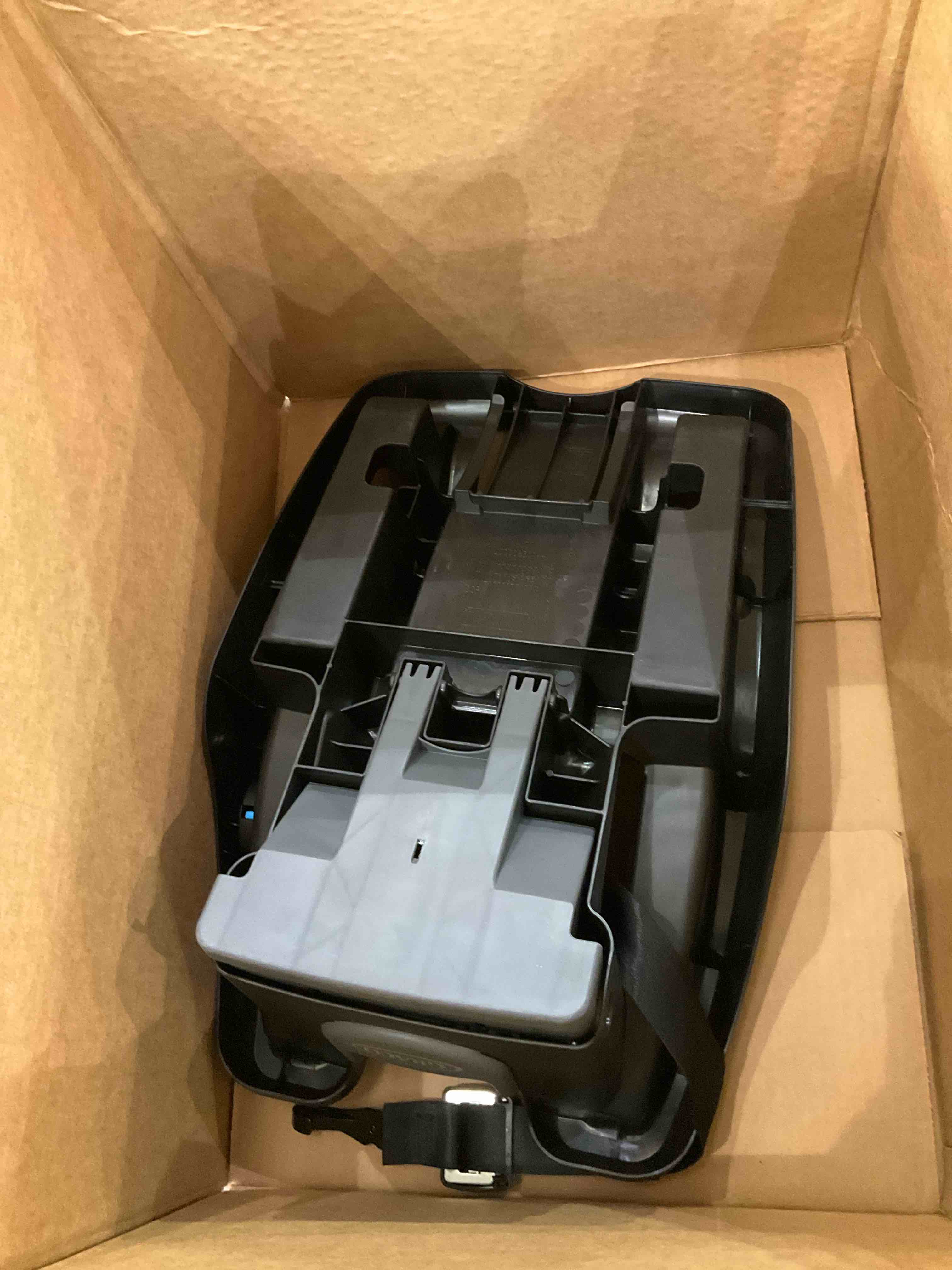 https://s3.amazonaws.com/lotting-images-prod/BargainHunt/EXS01304834_1709828003445.jpeg