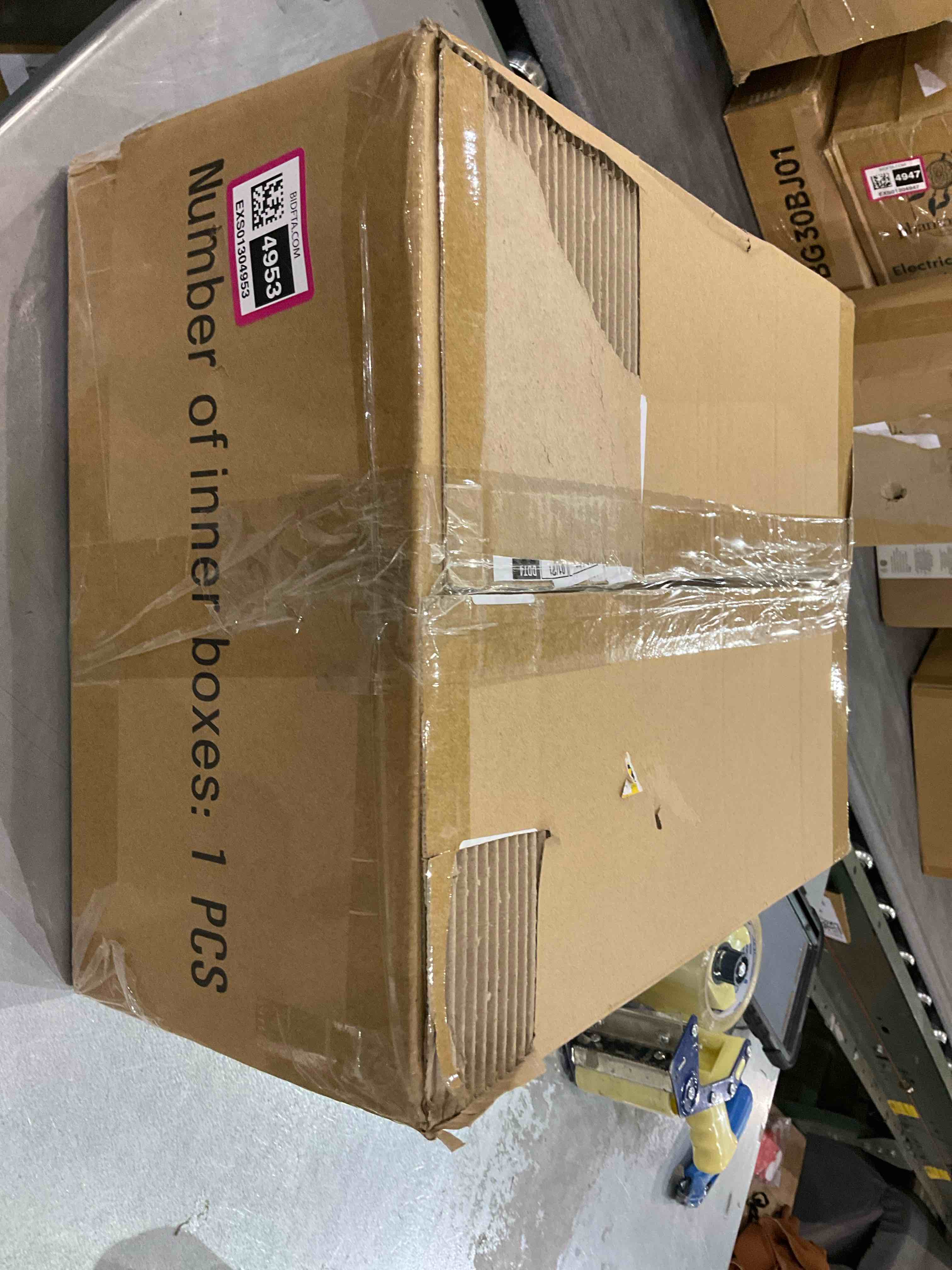 https://s3.amazonaws.com/lotting-images-prod/BargainHunt/EXS01304953_1709910678927.jpeg