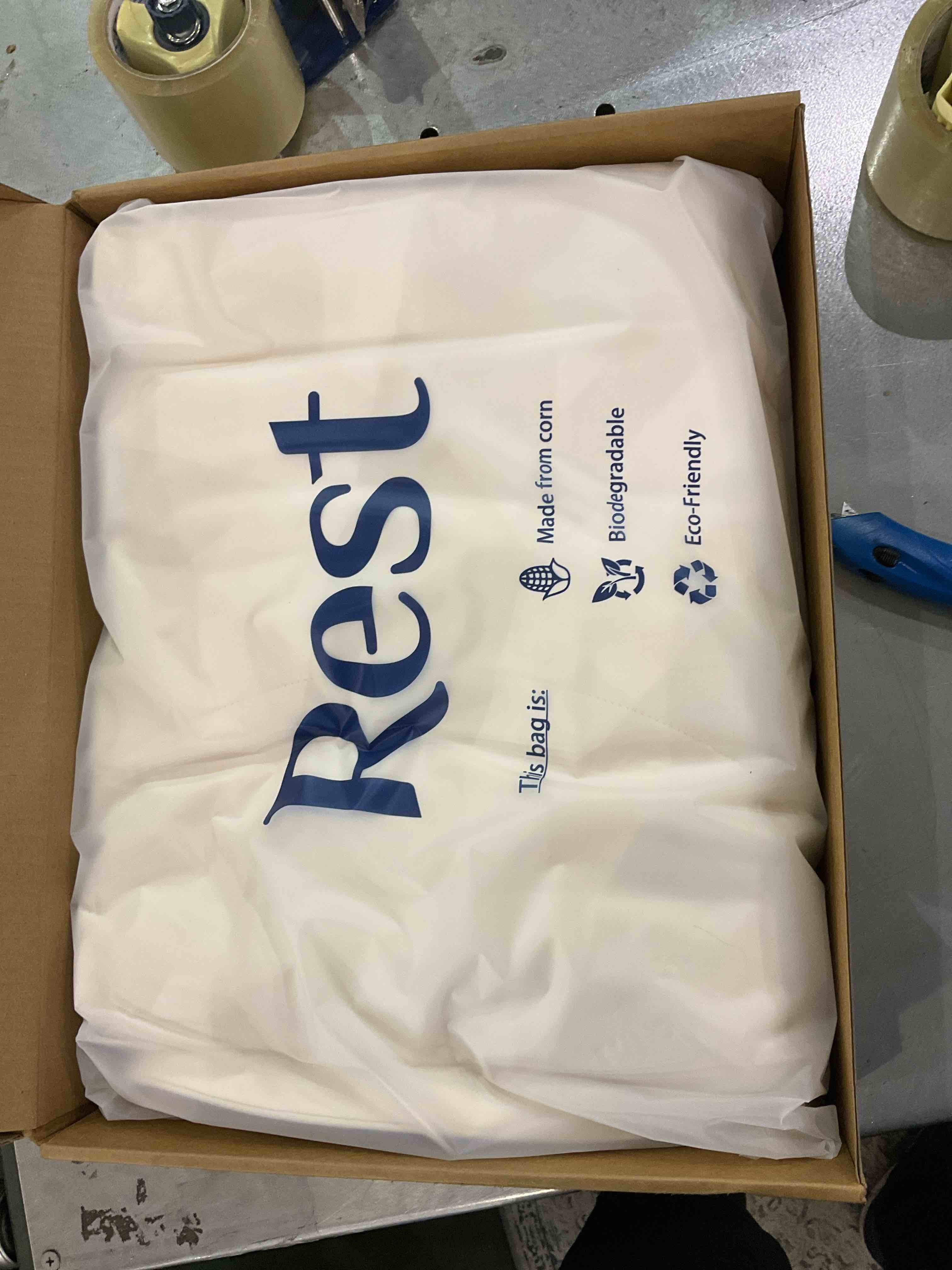 https://s3.amazonaws.com/lotting-images-prod/BargainHunt/EXS01304955_1709910851485.jpeg