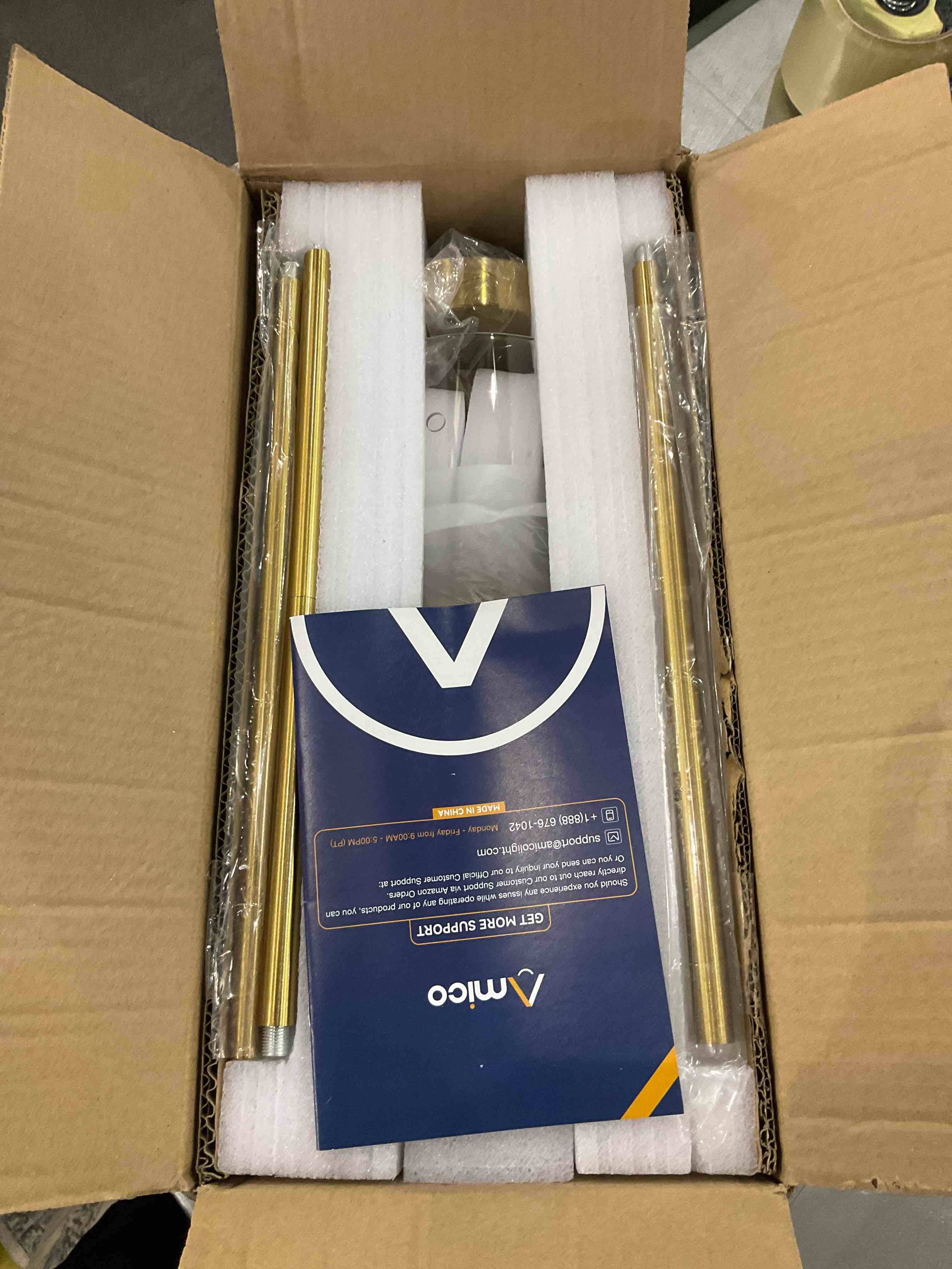 https://s3.amazonaws.com/lotting-images-prod/BargainHunt/EXS01304957_1709911083788.jpeg