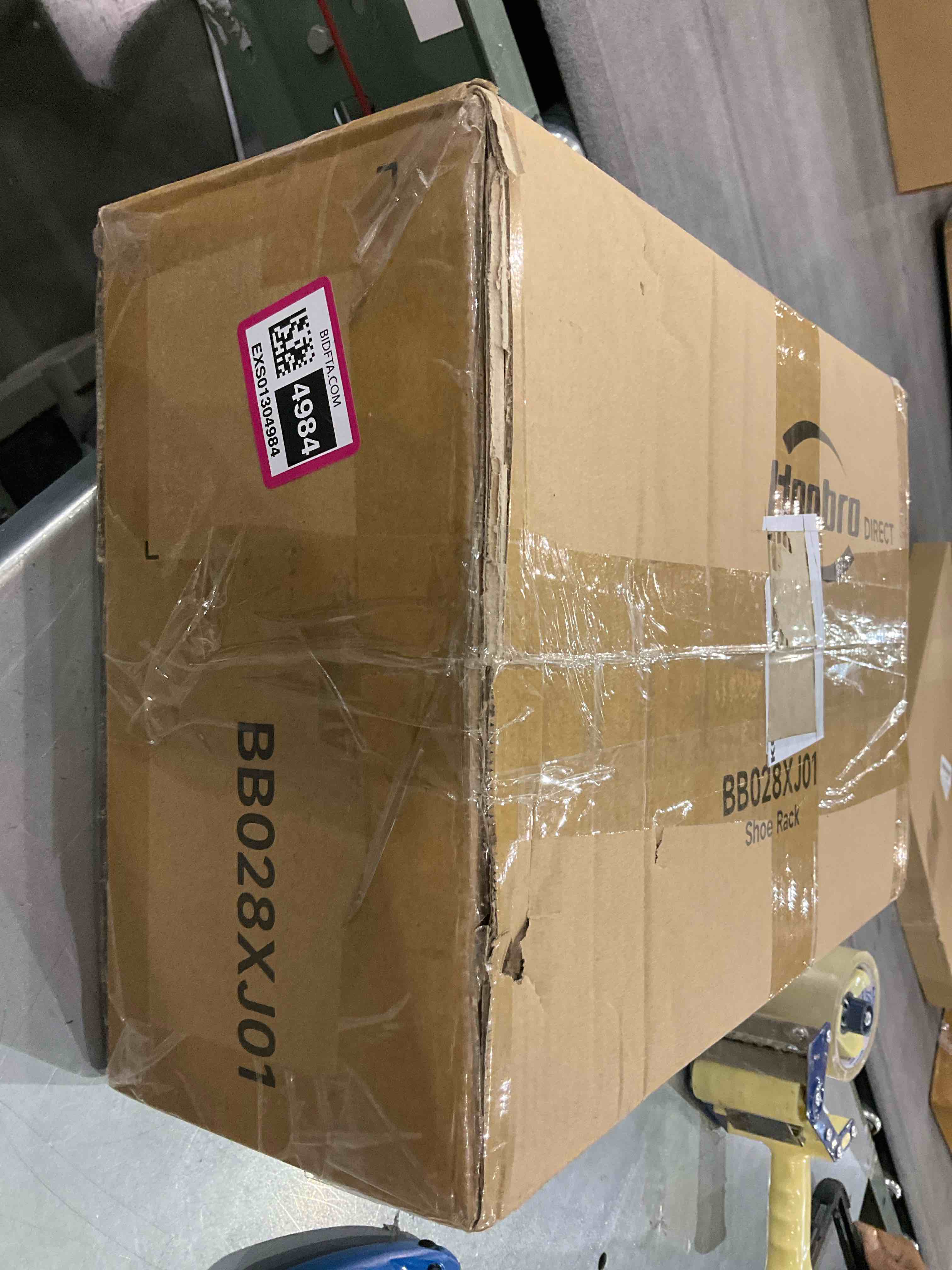 https://s3.amazonaws.com/lotting-images-prod/BargainHunt/EXS01304984_1709914092790.jpeg