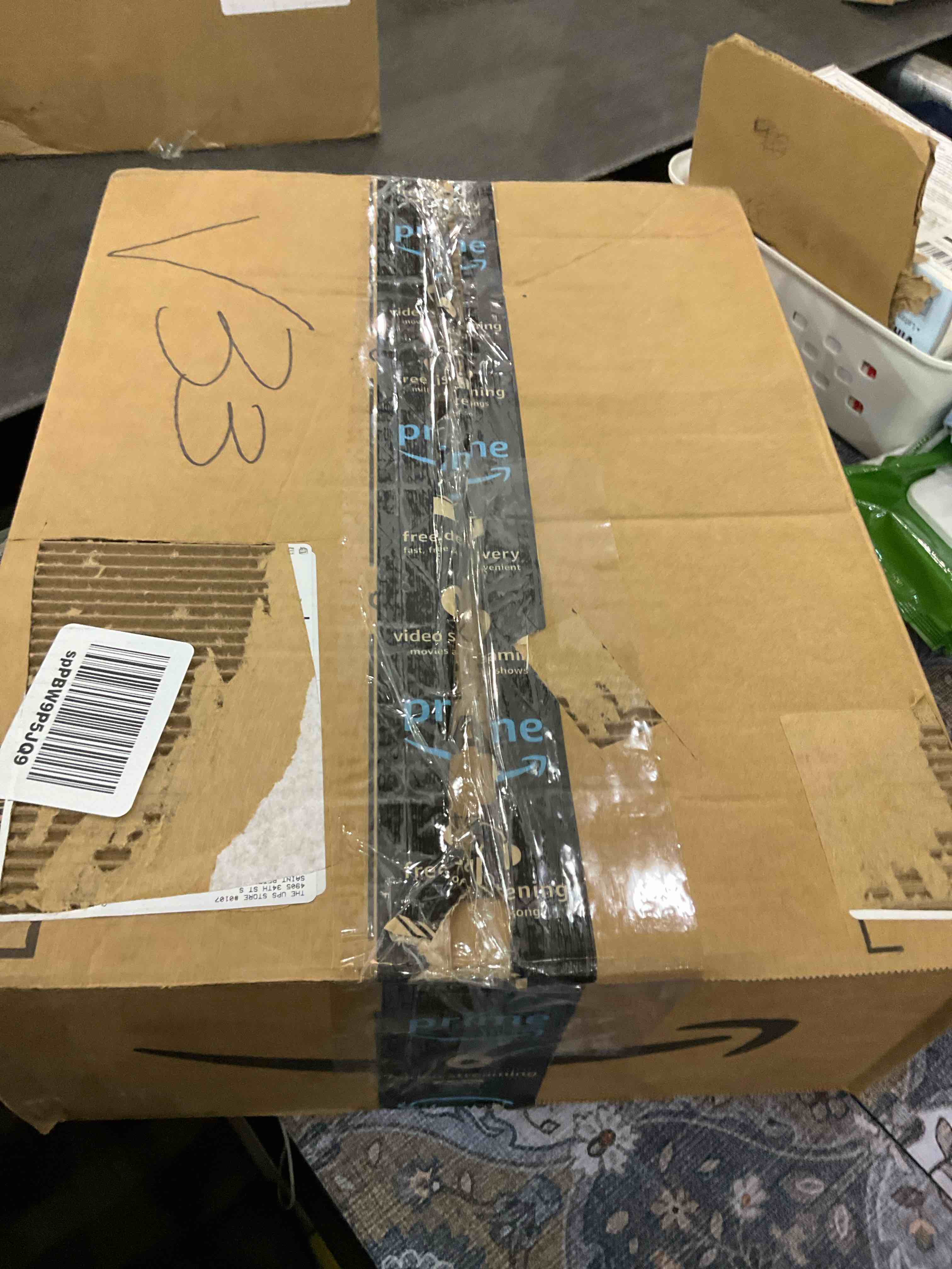 https://s3.amazonaws.com/lotting-images-prod/BargainHunt/EXS01305112_1709827813508.jpeg