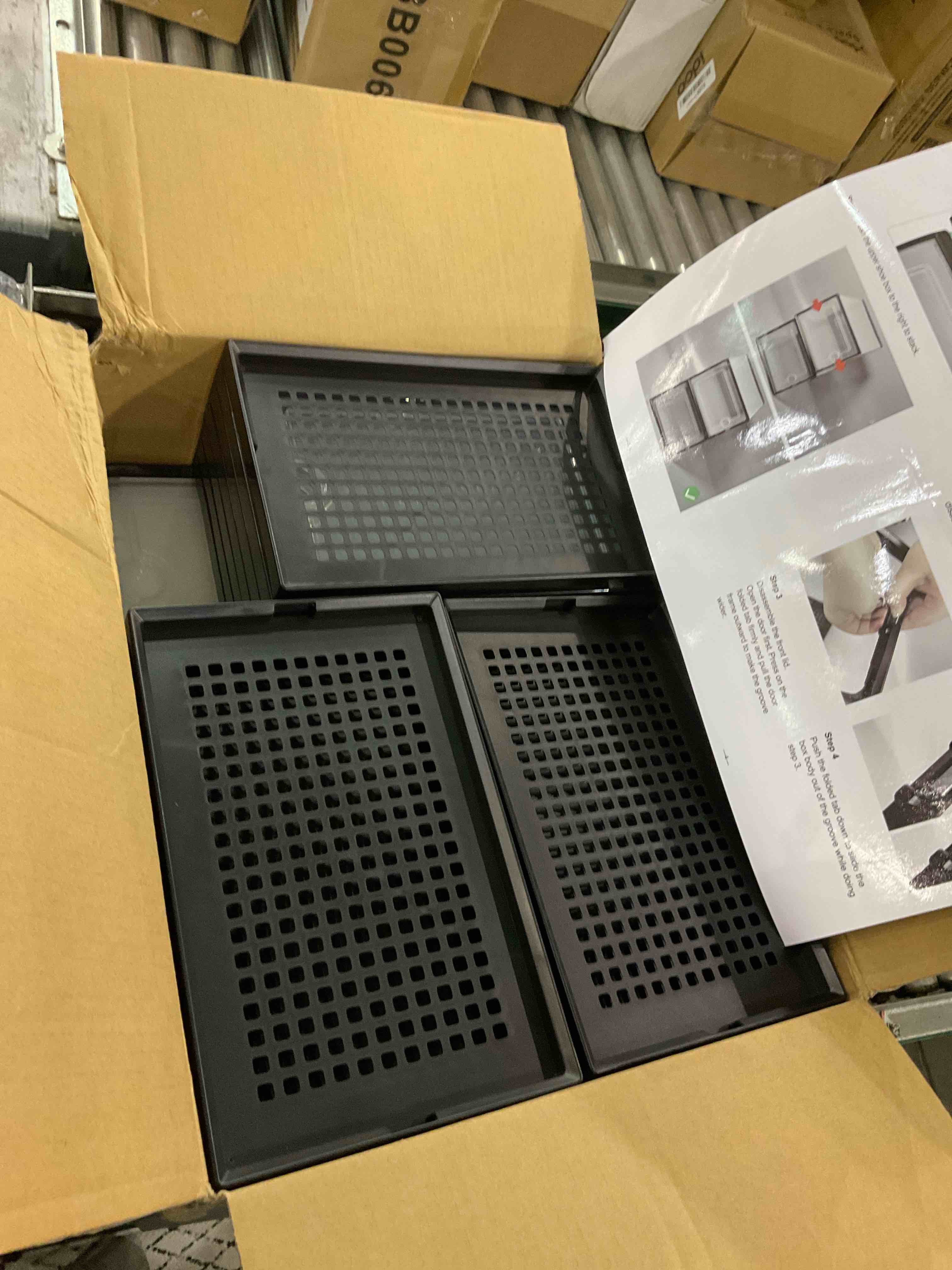 https://s3.amazonaws.com/lotting-images-prod/BargainHunt/EXS01305168_1709904071441.jpeg