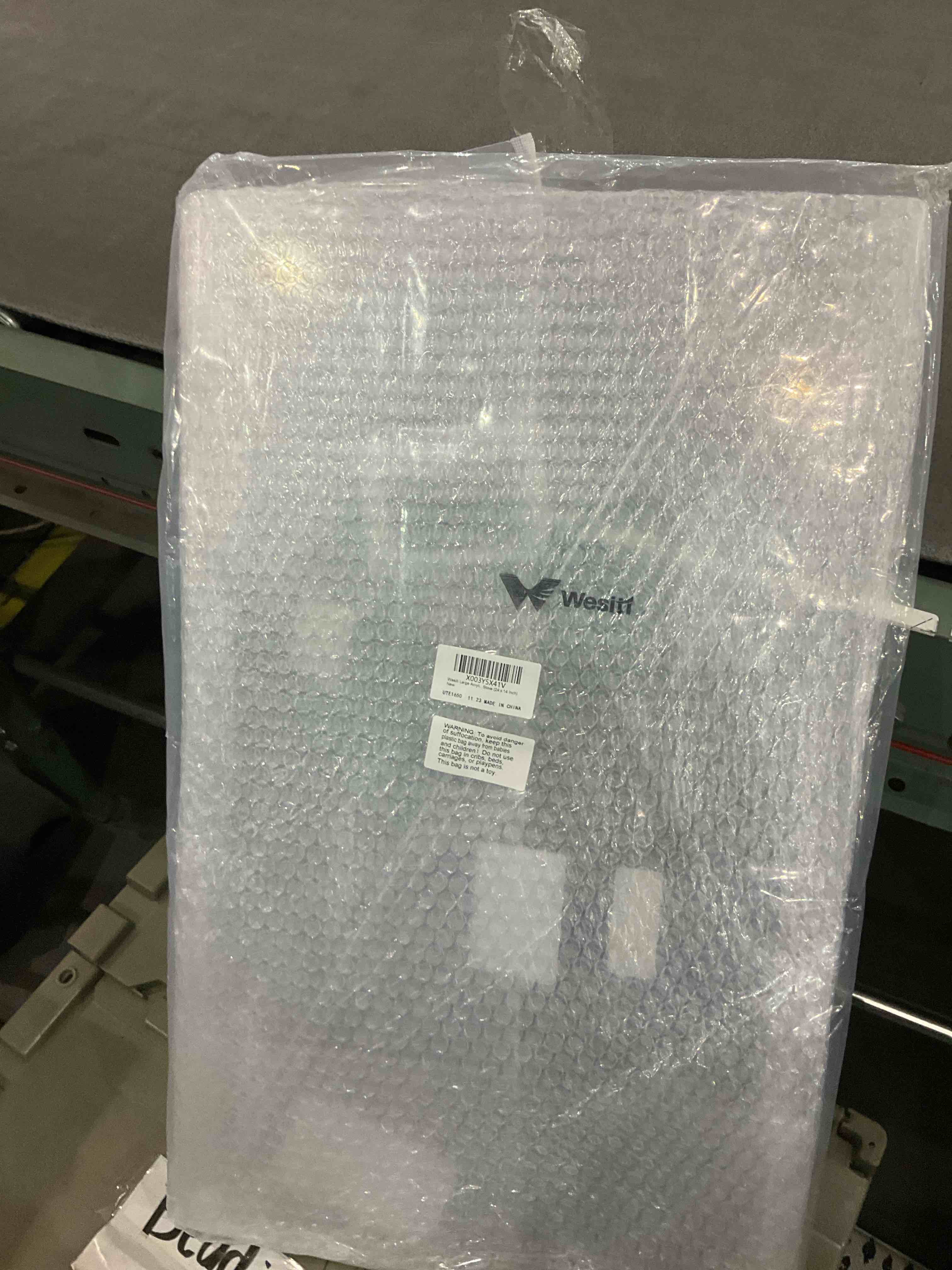 https://s3.amazonaws.com/lotting-images-prod/BargainHunt/EXS01305225_1710158952986.jpeg