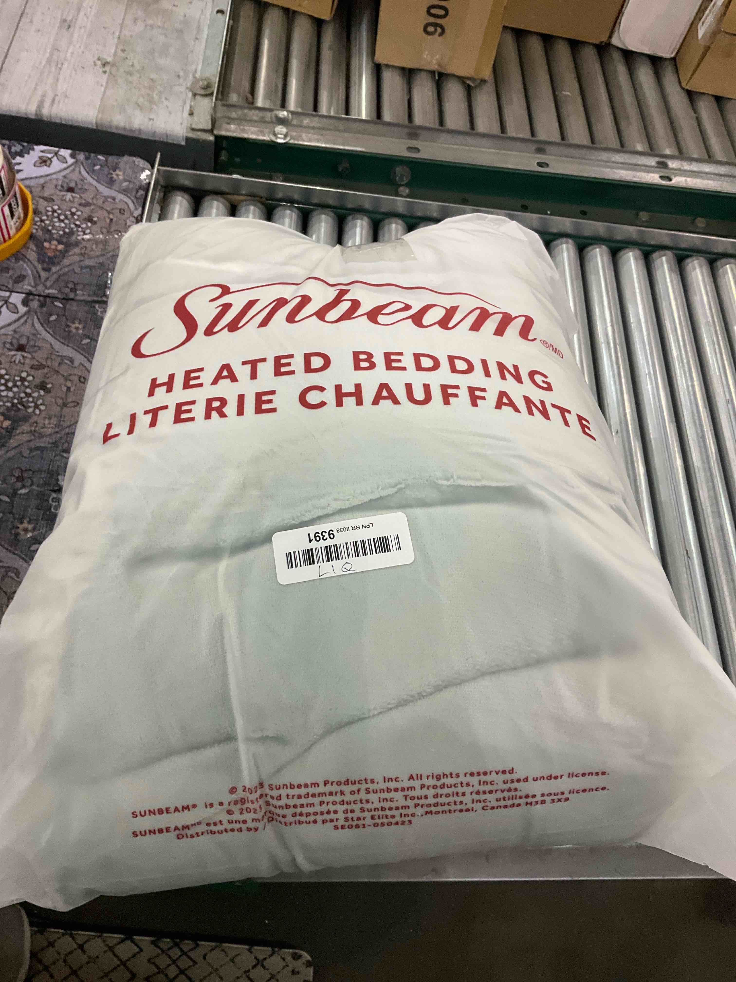 https://s3.amazonaws.com/lotting-images-prod/BargainHunt/EXS01305231_1710159671675.jpeg