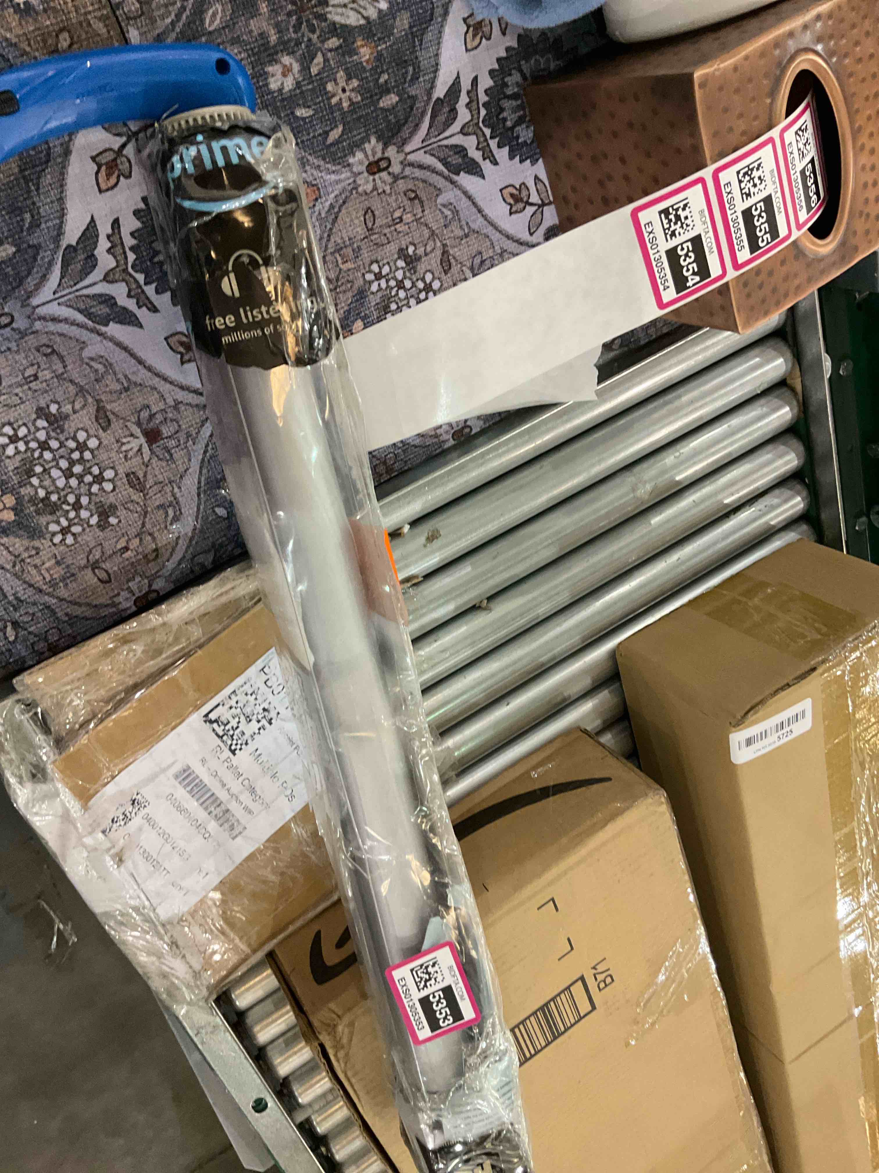 https://s3.amazonaws.com/lotting-images-prod/BargainHunt/EXS01305353_1710254194834.jpeg