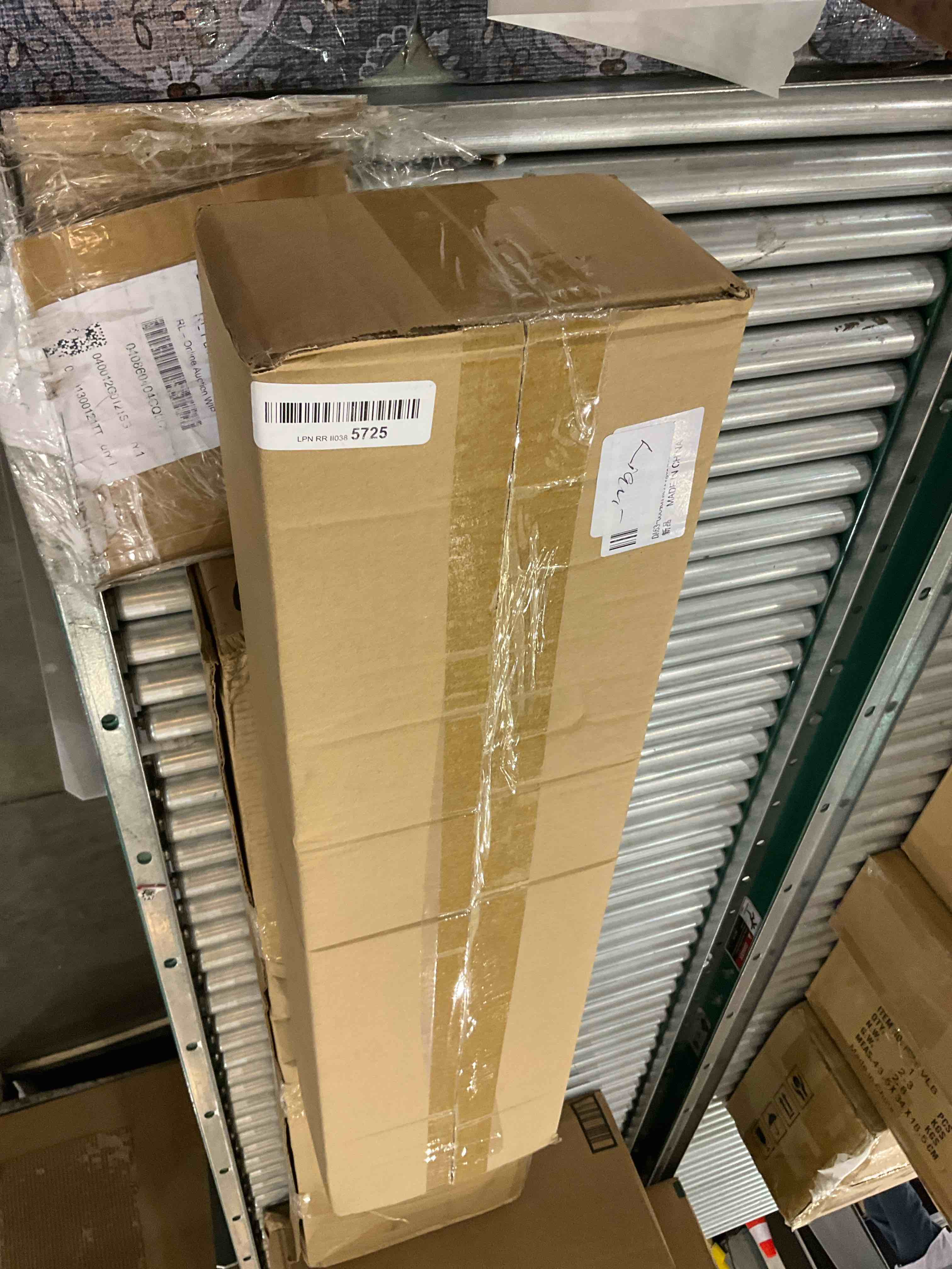 https://s3.amazonaws.com/lotting-images-prod/BargainHunt/EXS01305354_1710254237387.jpeg