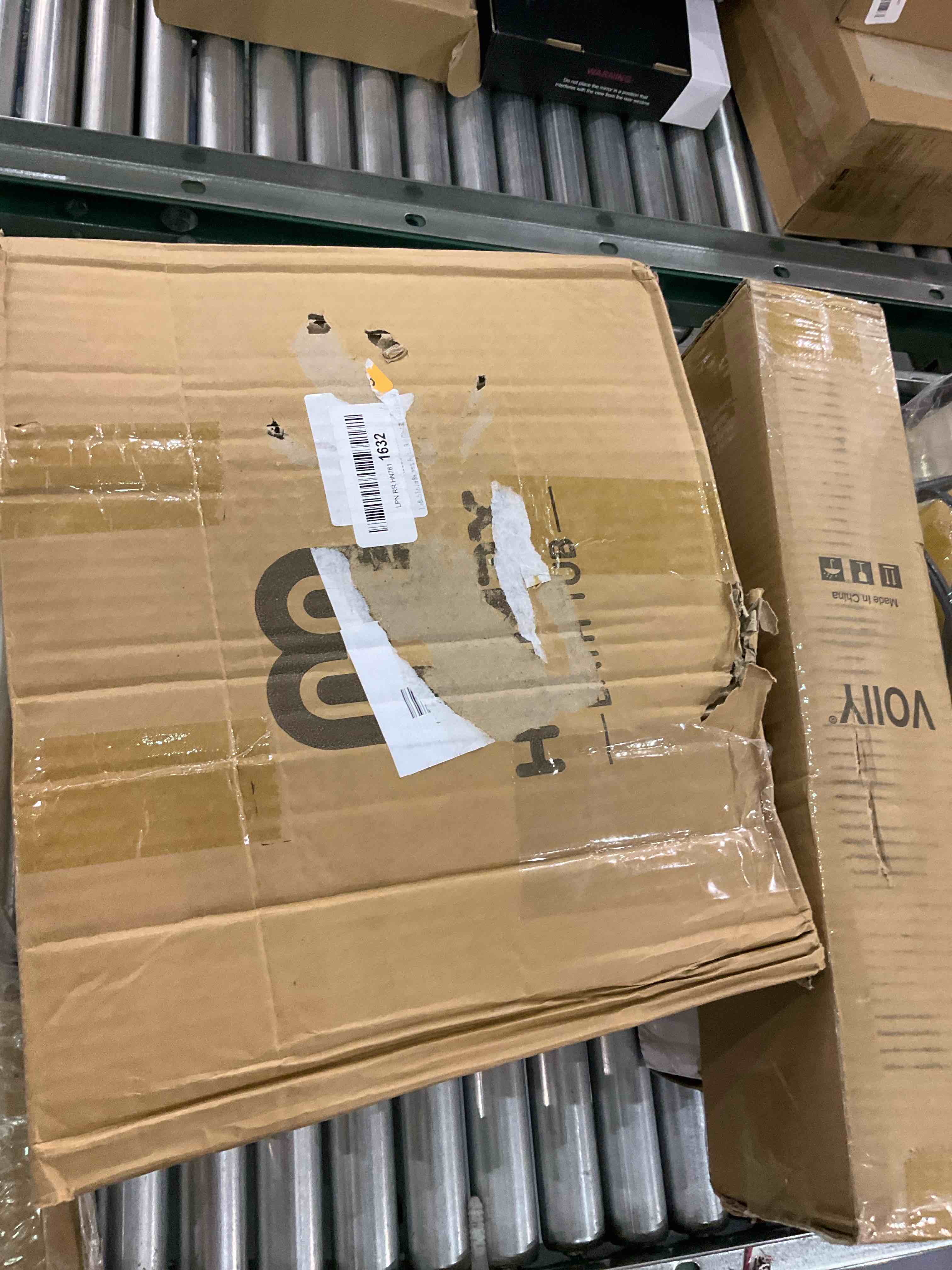https://s3.amazonaws.com/lotting-images-prod/BargainHunt/EXS01305419_1710330631252.jpeg