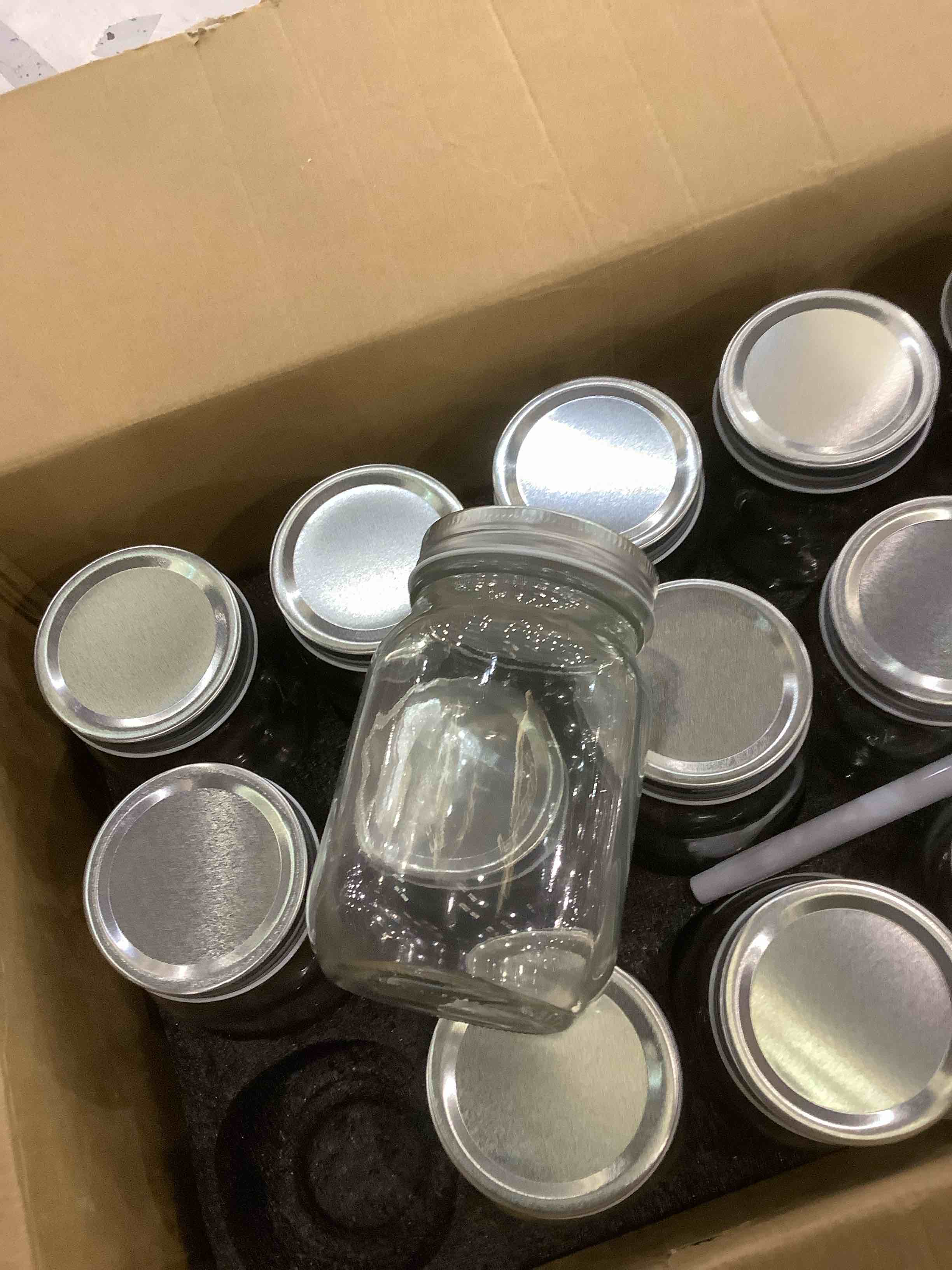 https://s3.amazonaws.com/lotting-images-prod/BargainHunt/EXS01306119_1709818962747.jpeg