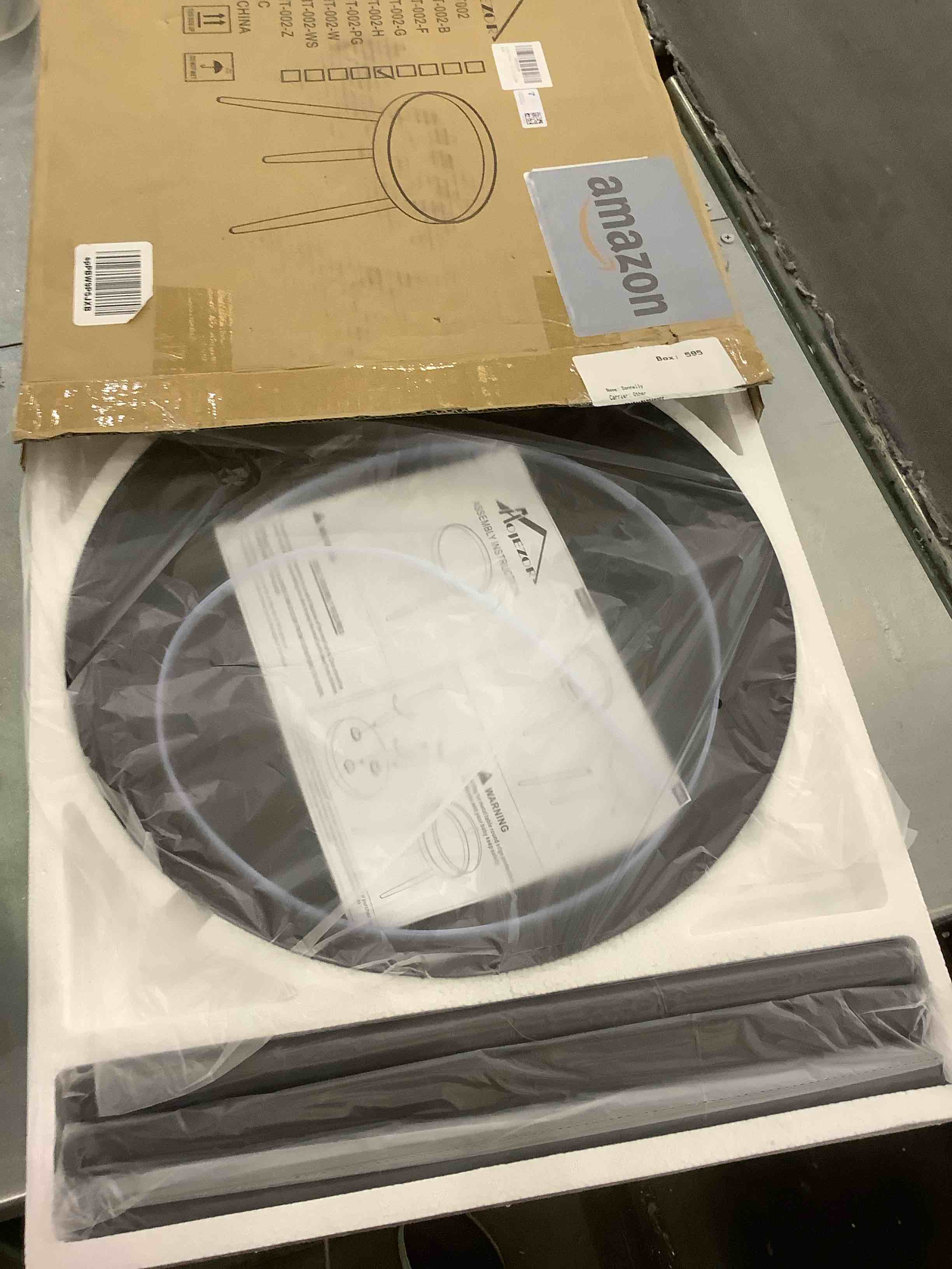 https://s3.amazonaws.com/lotting-images-prod/BargainHunt/EXS01306151_1709823597472.jpeg
