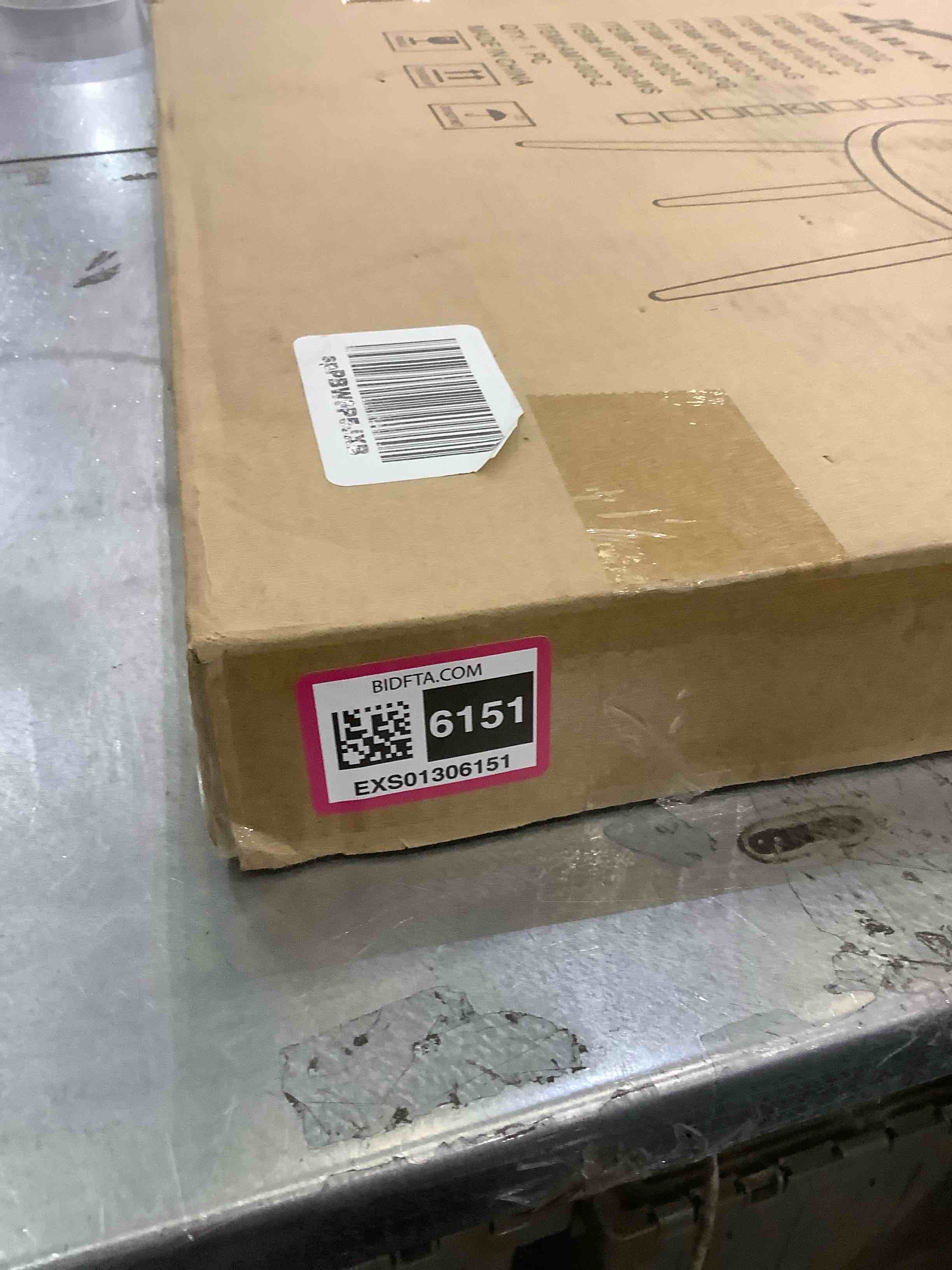 https://s3.amazonaws.com/lotting-images-prod/BargainHunt/EXS01306151_1709823616994.jpeg