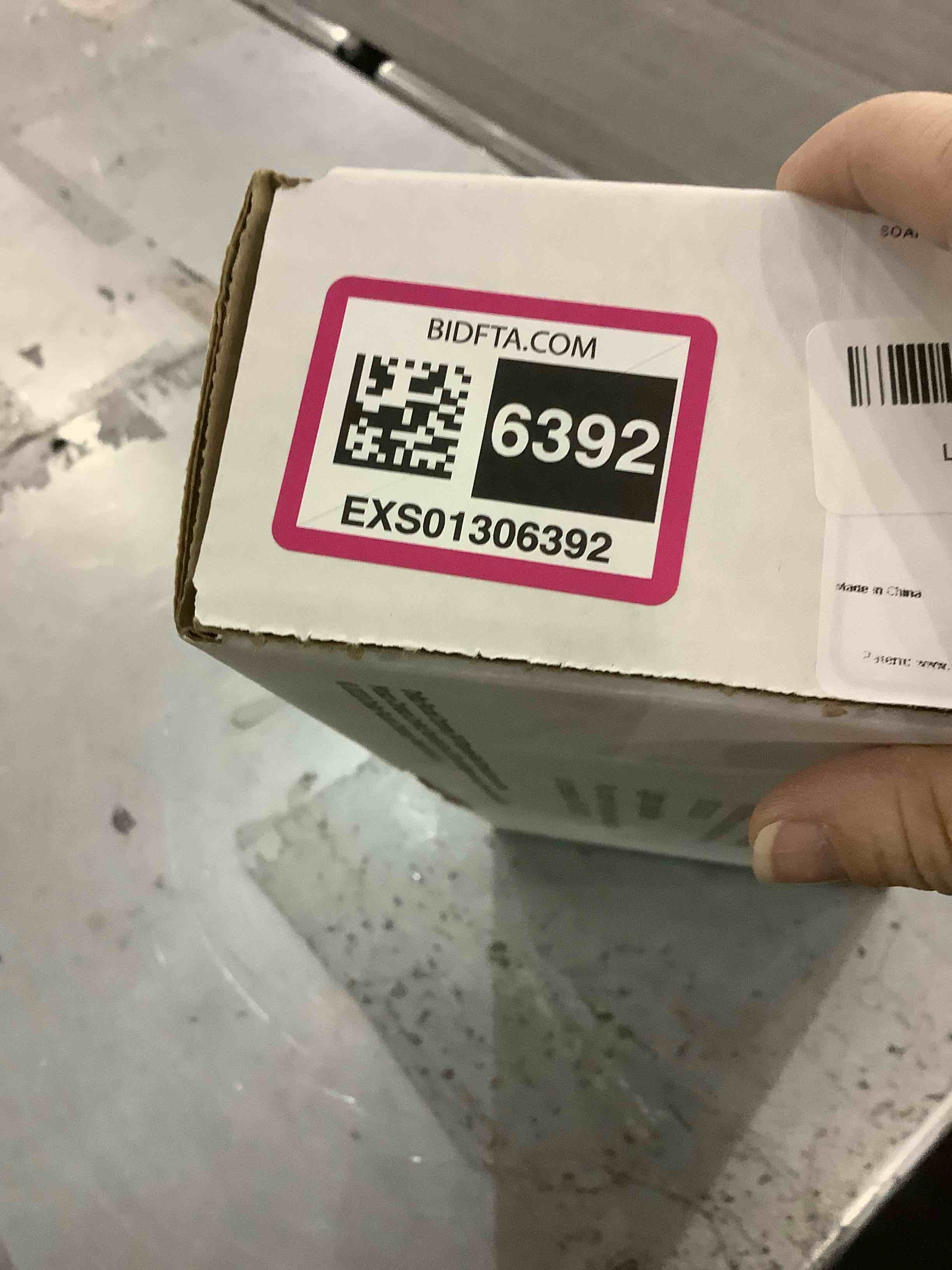 https://s3.amazonaws.com/lotting-images-prod/BargainHunt/EXS01306392_1709913376784.jpeg