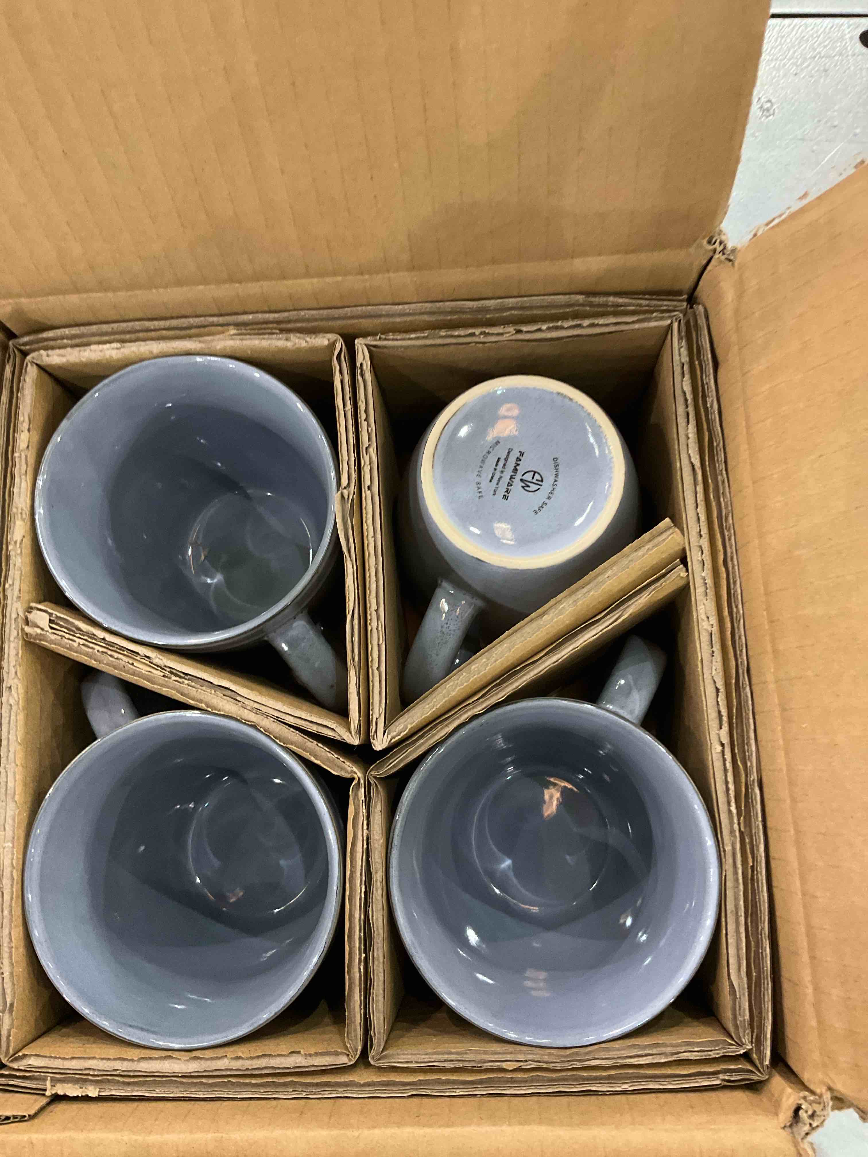 https://s3.amazonaws.com/lotting-images-prod/BargainHunt/EXS01307231_1711547039120.jpeg