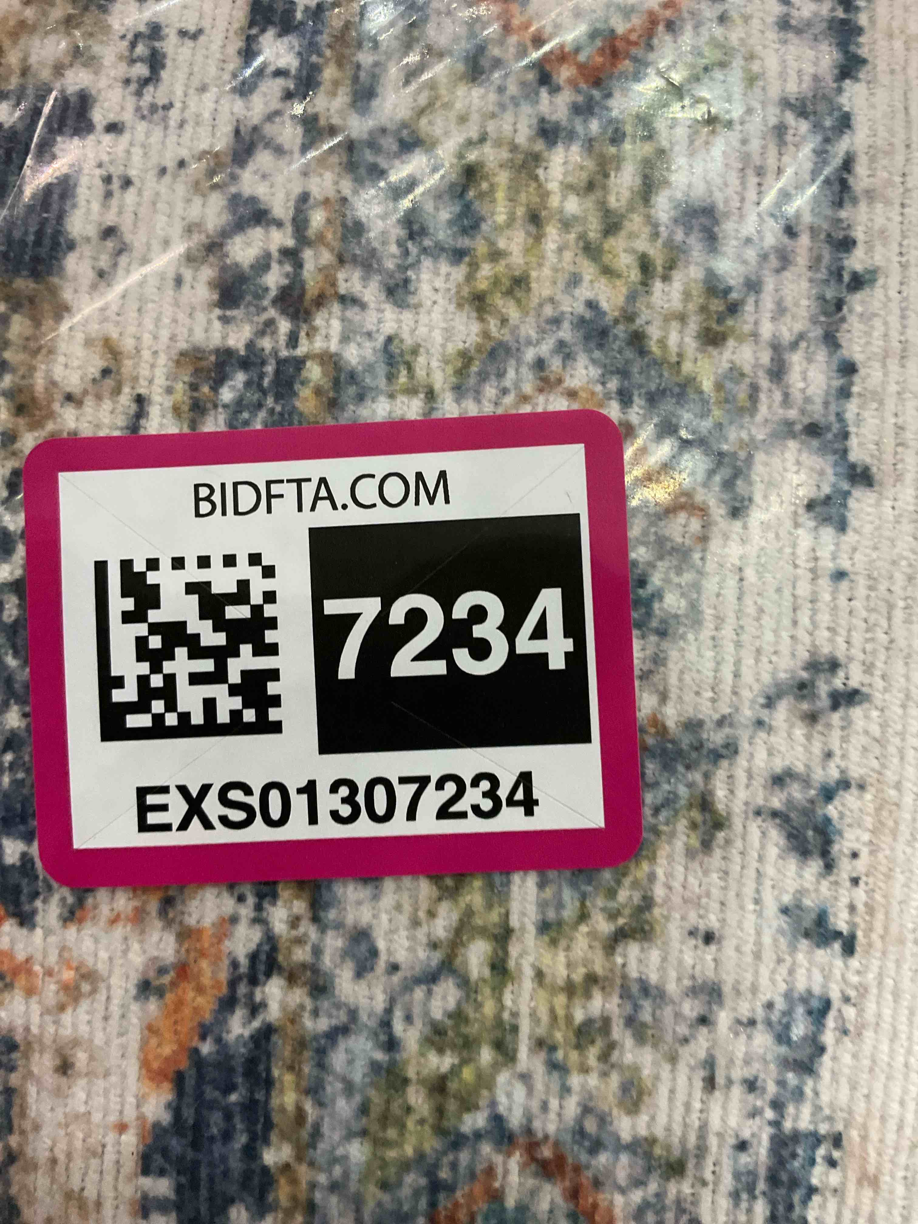 https://s3.amazonaws.com/lotting-images-prod/BargainHunt/EXS01307234_1711547366122.jpeg